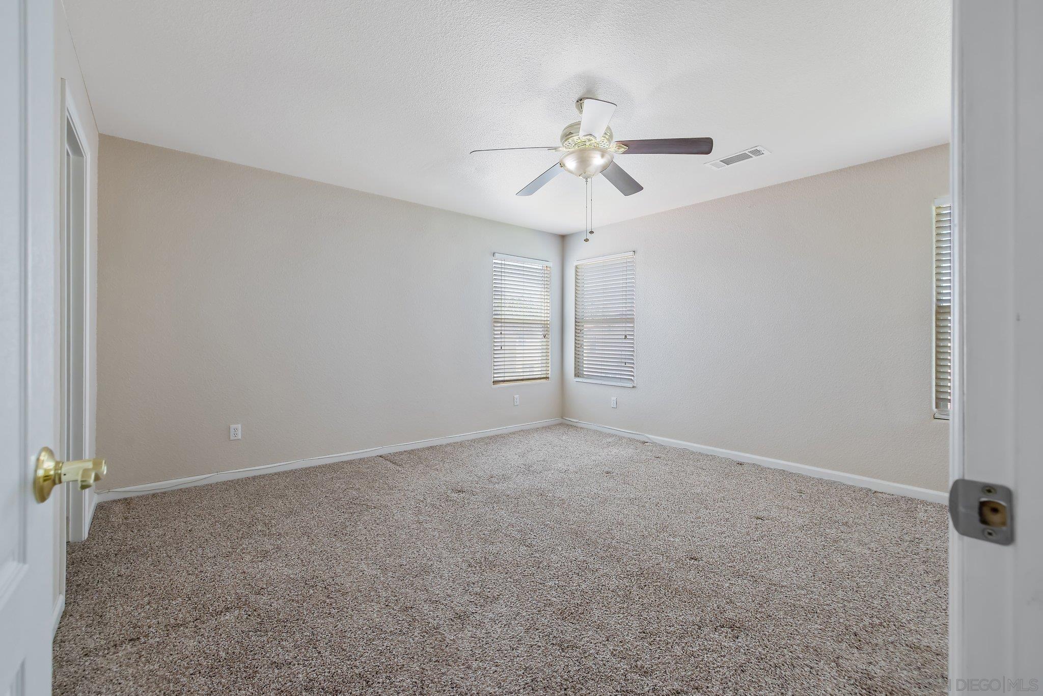 Detail Gallery Image 44 of 61 For 2164 W San Lucia Ct, Porterville,  CA 93257 - 3 Beds | 2/1 Baths