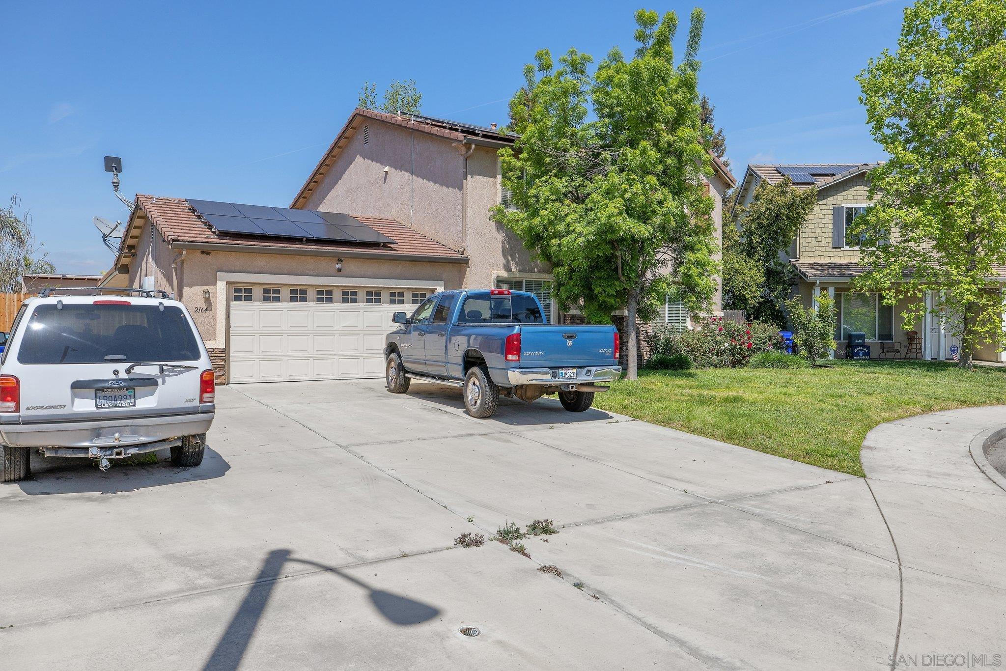 Detail Gallery Image 7 of 61 For 2164 W San Lucia Ct, Porterville,  CA 93257 - 3 Beds | 2/1 Baths