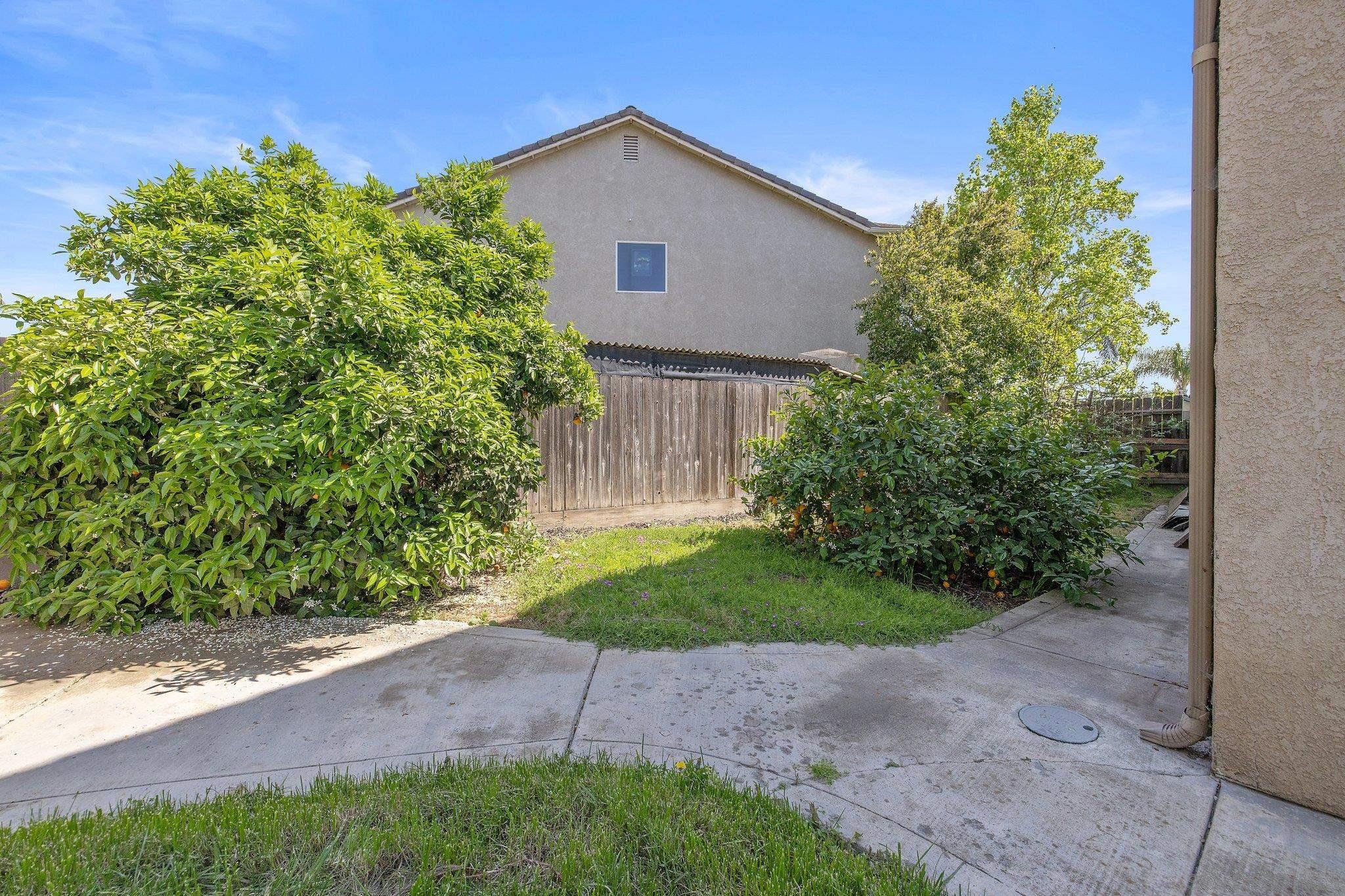 Detail Gallery Image 61 of 61 For 2164 W San Lucia Ct, Porterville,  CA 93257 - 3 Beds | 2/1 Baths