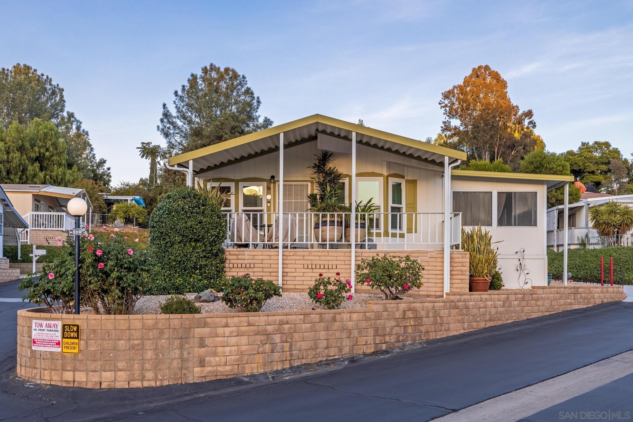 Detail Gallery Image 1 of 1 For 8661  Winter Gardens Blvd  #58,  Lakeside,  CA 92040 - 2 Beds | 2 Baths