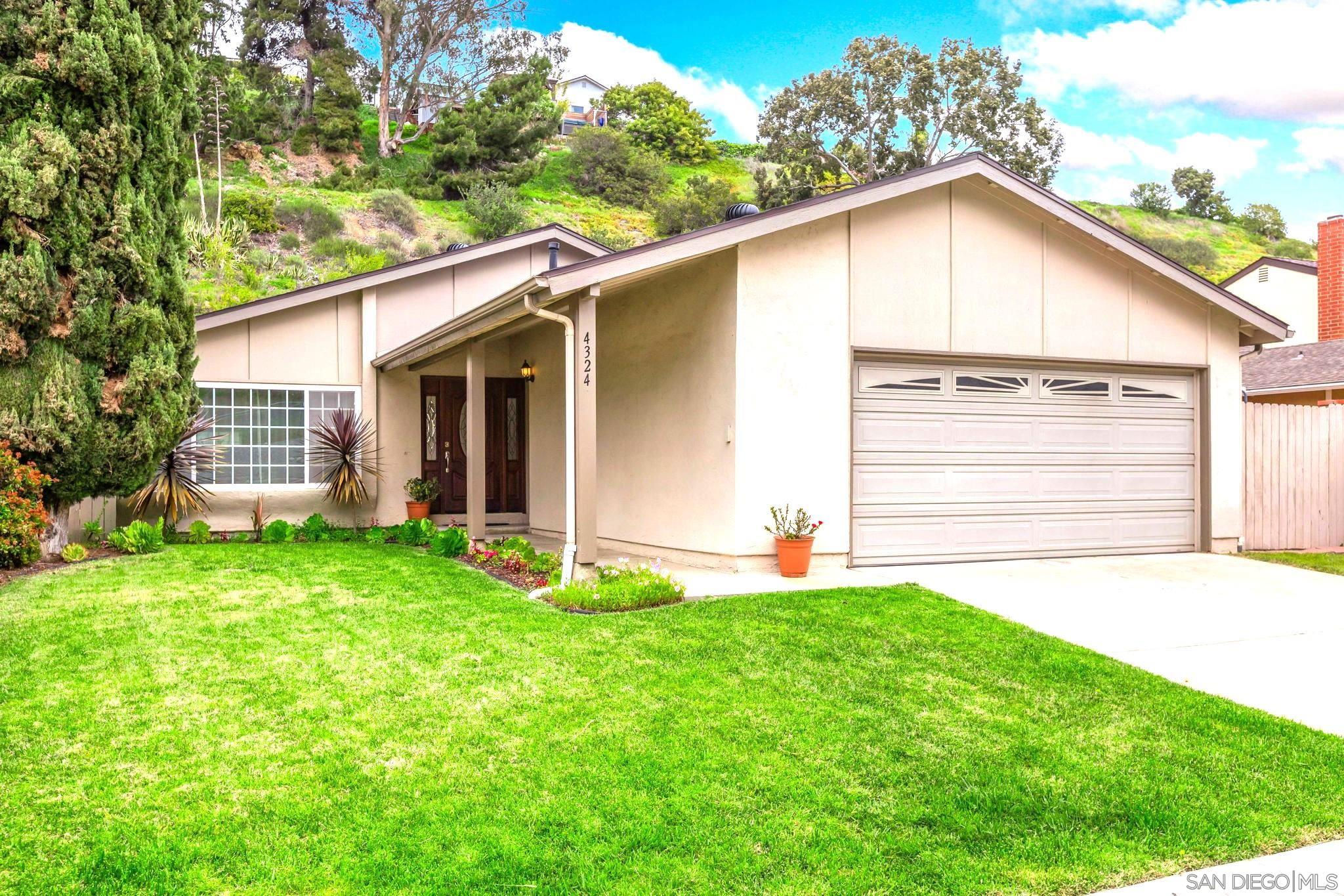 Detail Gallery Image 1 of 1 For 4324  Robbins St, San Diego,  CA 92122 - 4 Beds | 2 Baths