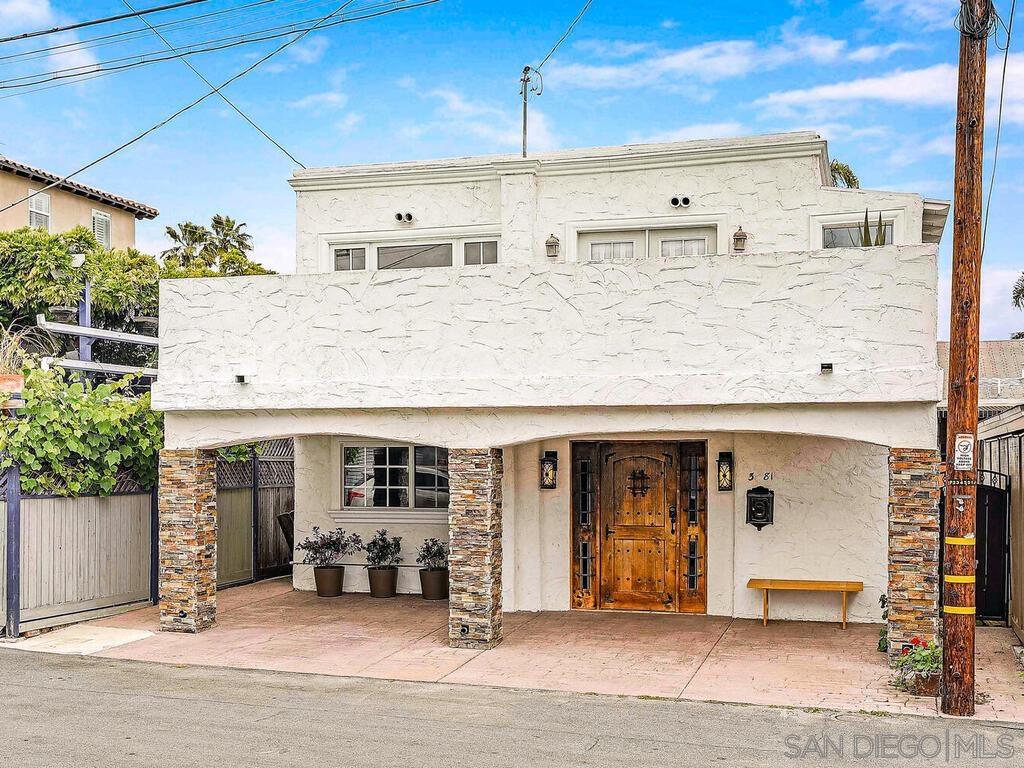 Detail Gallery Image 1 of 1 For 3781  Brant St, San Diego,  CA 92103 - 2 Beds | 2 Baths