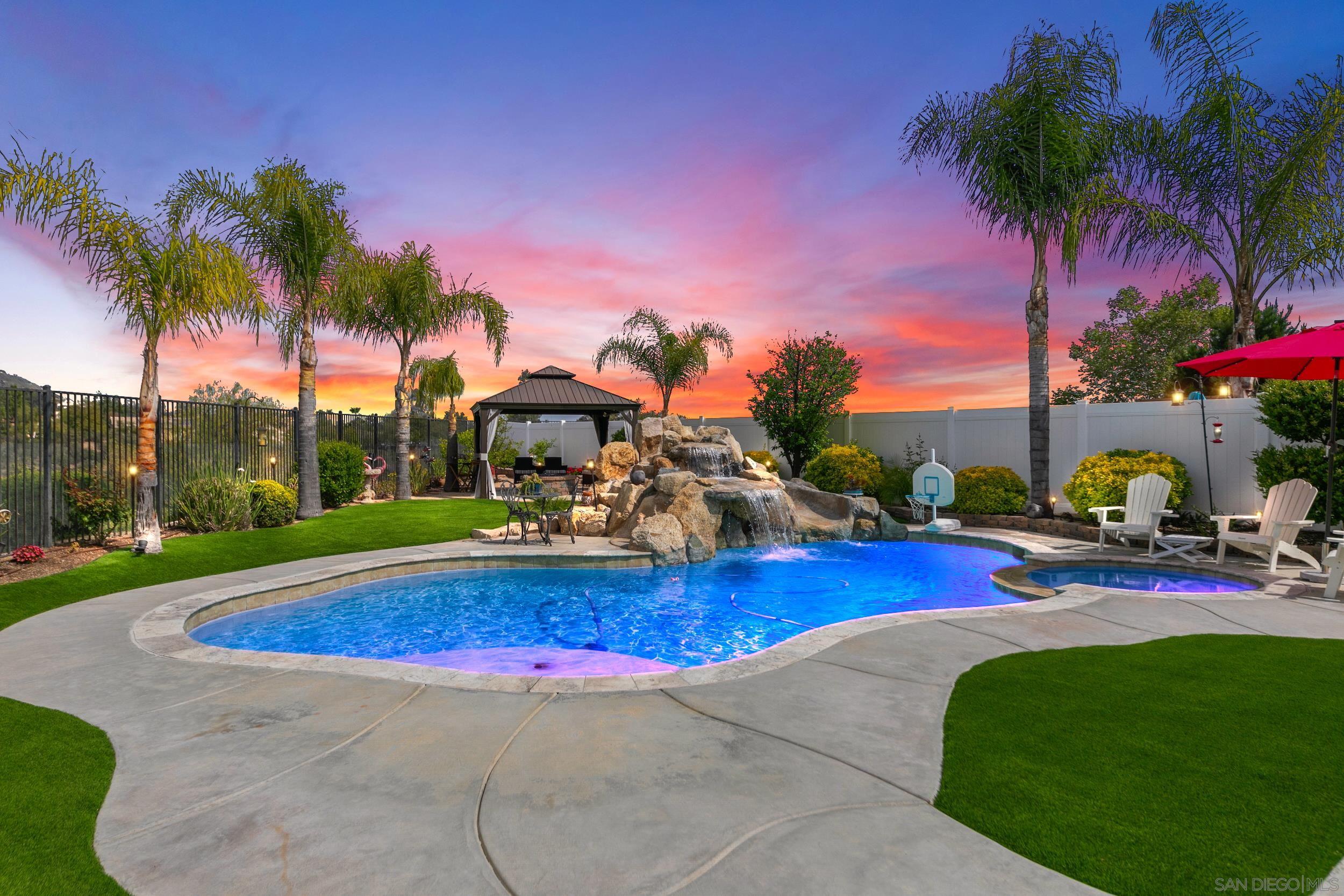 Detail Gallery Image 1 of 1 For 35920  Devonshire Ln, Wildomar,  CA 92595 - 5 Beds | 3 Baths