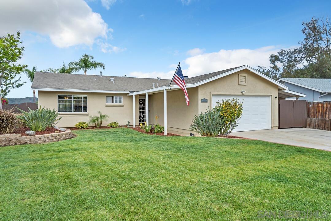 Detail Gallery Image 1 of 1 For 9108  Gideon Cir N, Lakeside,  CA 92040 - 3 Beds | 2 Baths