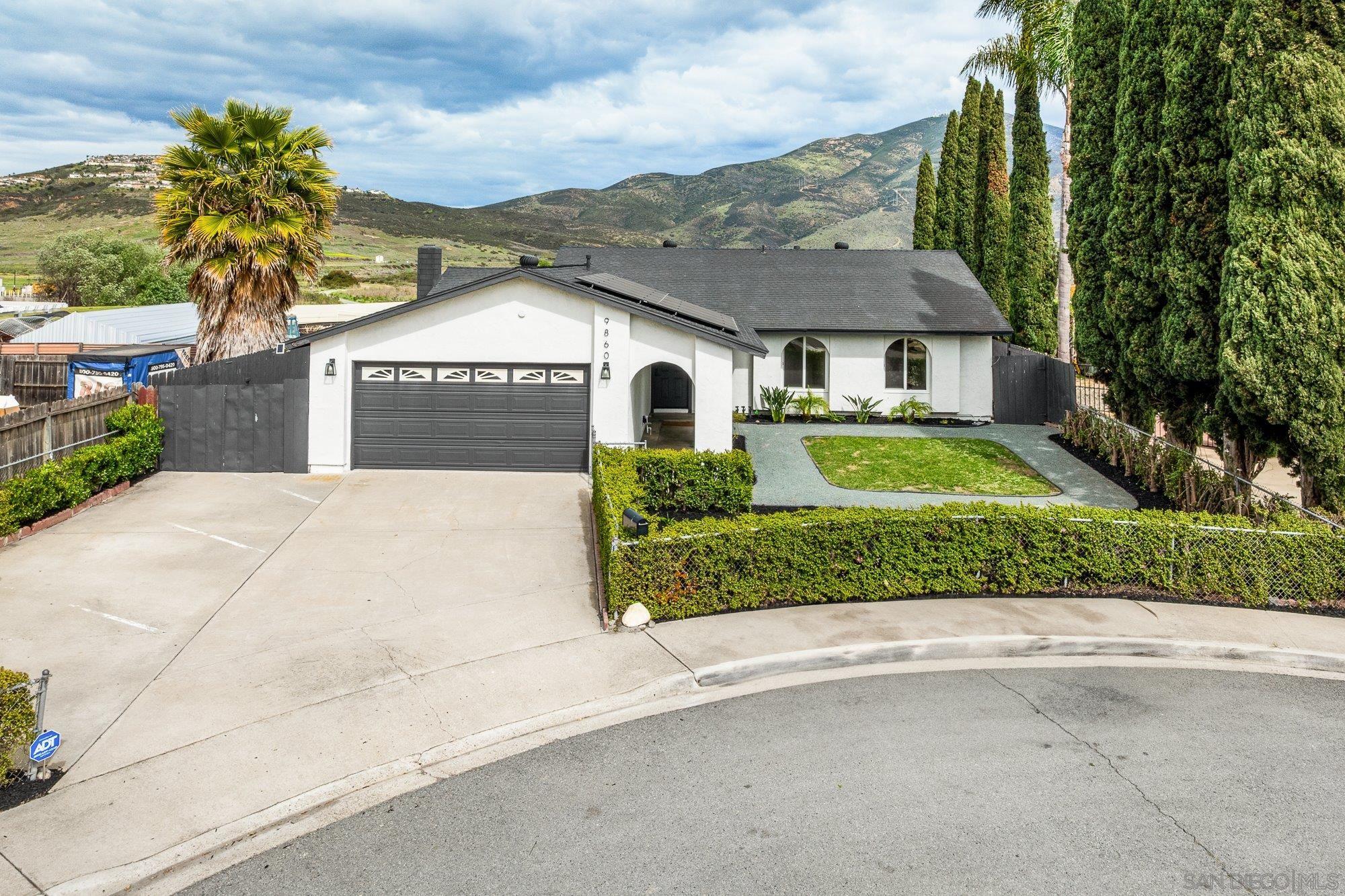 Detail Gallery Image 1 of 1 For 9860  Costa Lago St, Spring Valley,  CA 91977 - 4 Beds | 2 Baths