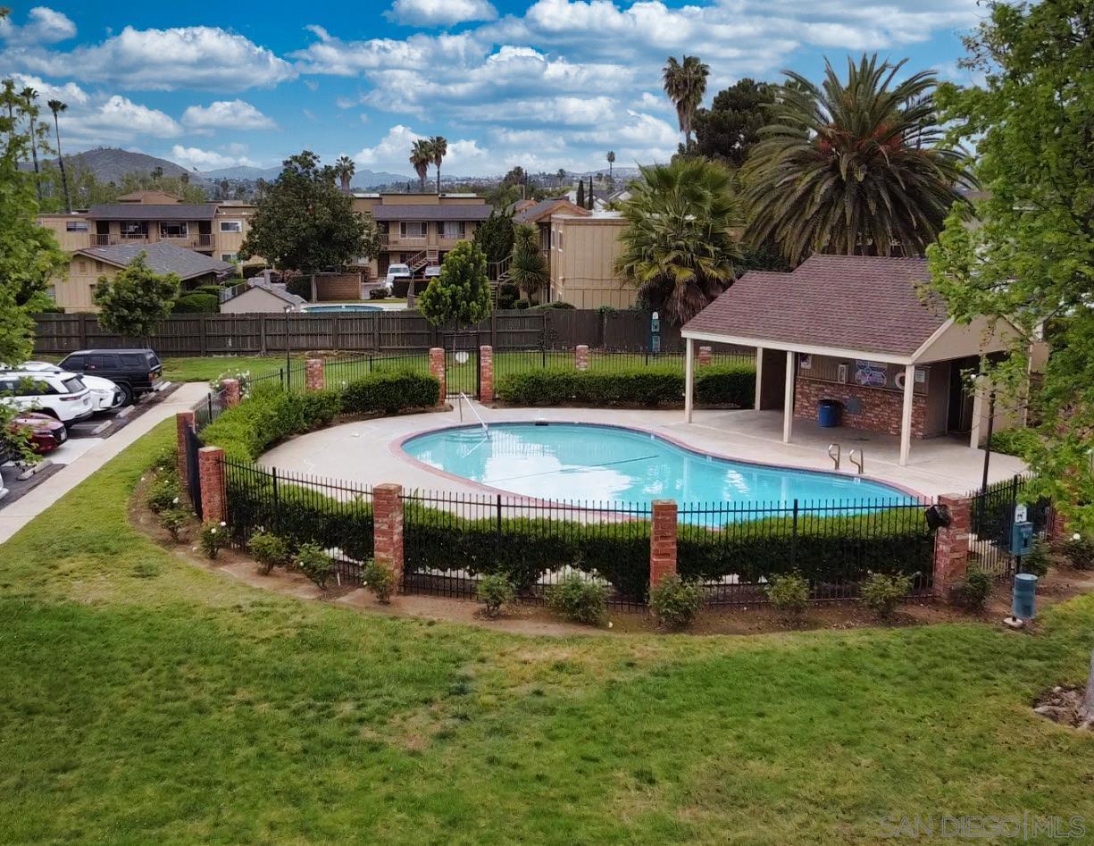 Detail Gallery Image 1 of 1 For 1512  Gustavo St  #B,  El Cajon,  CA 92019 - 2 Beds | 1/1 Baths