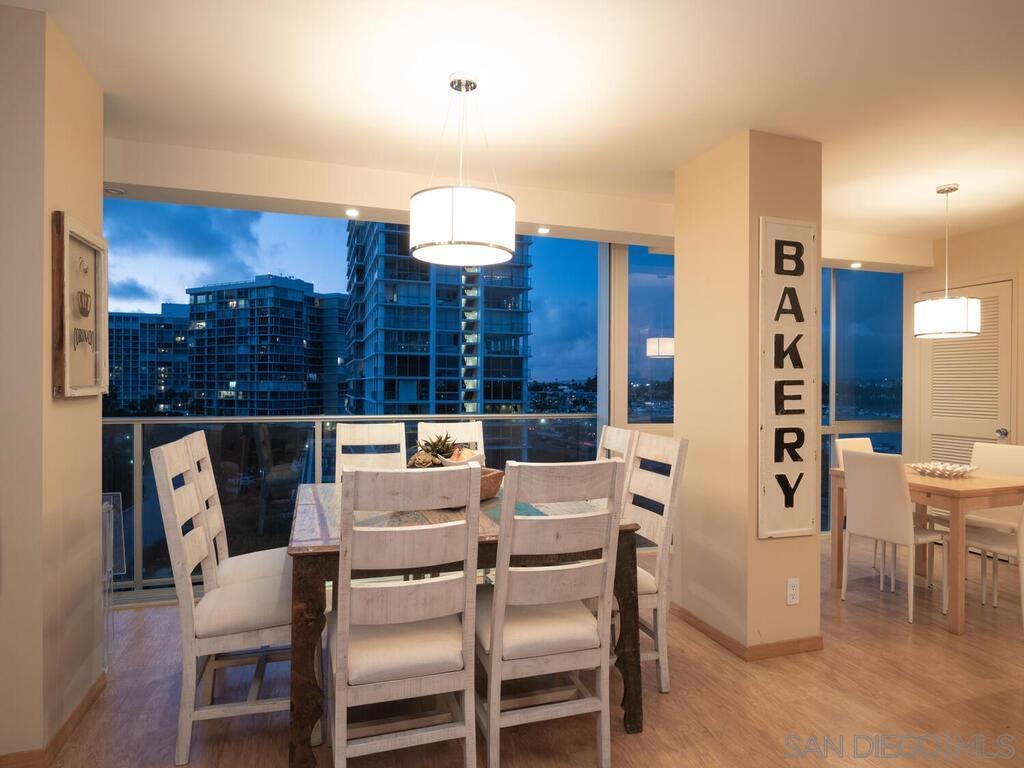 Detail Gallery Image 11 of 49 For 1810  Avenida Del Mundo  #505,  Coronado,  CA 92118 - 2 Beds | 2 Baths