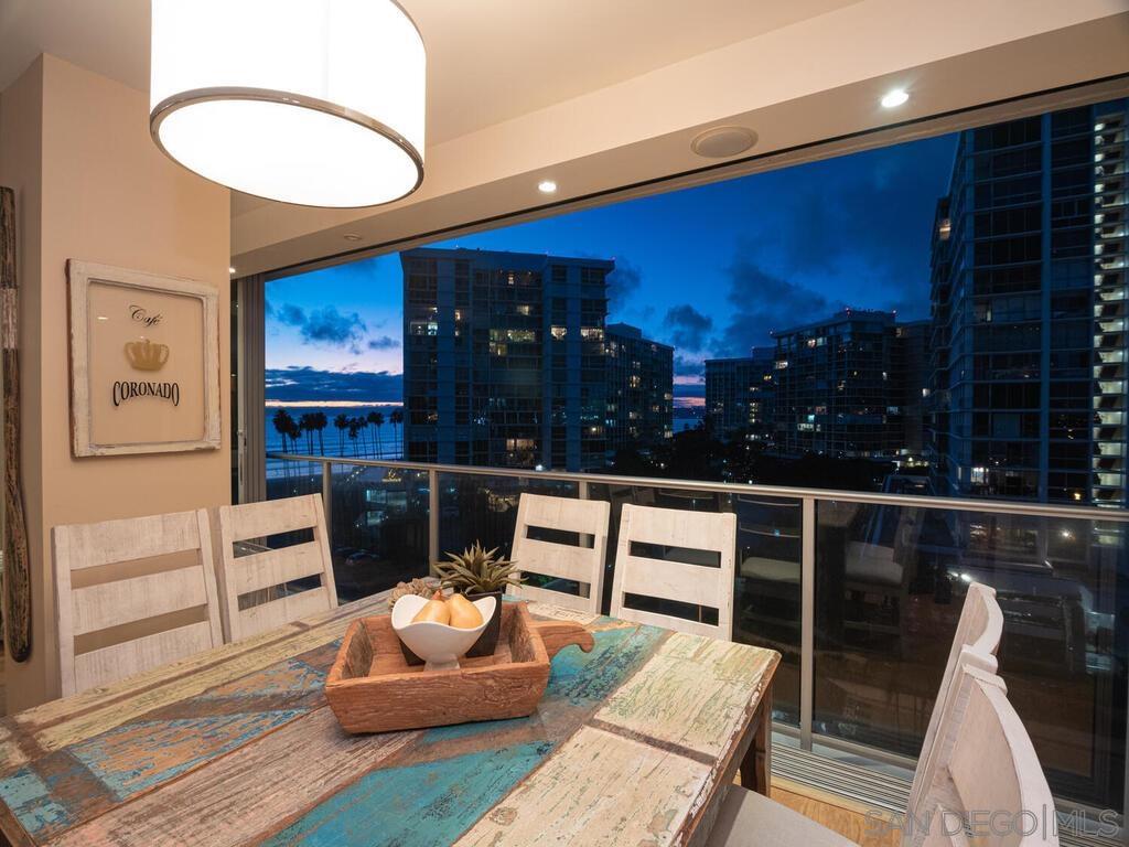 Detail Gallery Image 12 of 49 For 1810  Avenida Del Mundo  #505,  Coronado,  CA 92118 - 2 Beds | 2 Baths