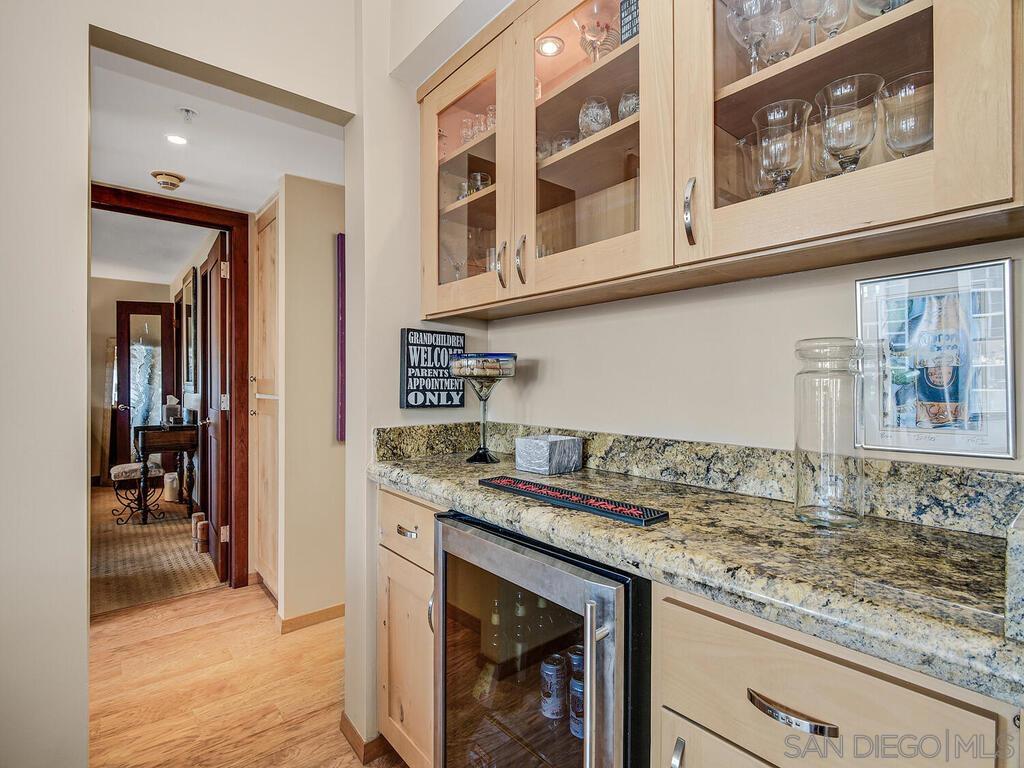 Detail Gallery Image 23 of 49 For 1810  Avenida Del Mundo  #505,  Coronado,  CA 92118 - 2 Beds | 2 Baths