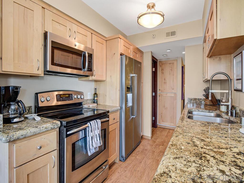 Detail Gallery Image 26 of 49 For 1810  Avenida Del Mundo  #505,  Coronado,  CA 92118 - 2 Beds | 2 Baths