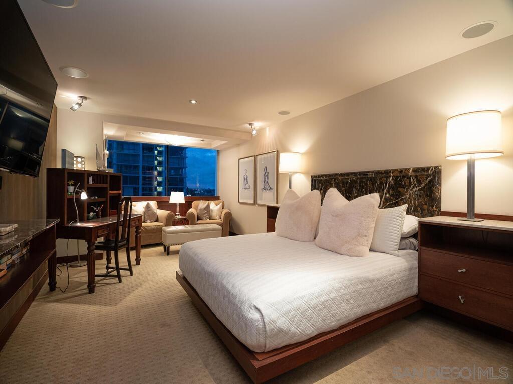 Detail Gallery Image 29 of 49 For 1810  Avenida Del Mundo  #505,  Coronado,  CA 92118 - 2 Beds | 2 Baths