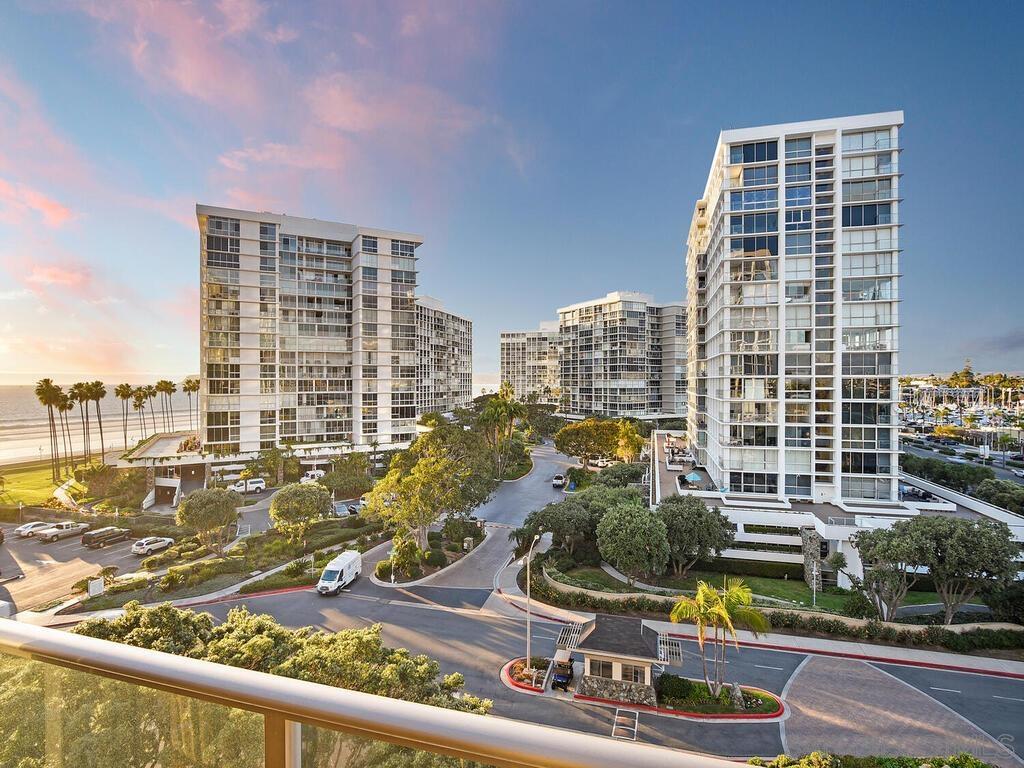 Detail Gallery Image 46 of 49 For 1810  Avenida Del Mundo  #505,  Coronado,  CA 92118 - 2 Beds | 2 Baths