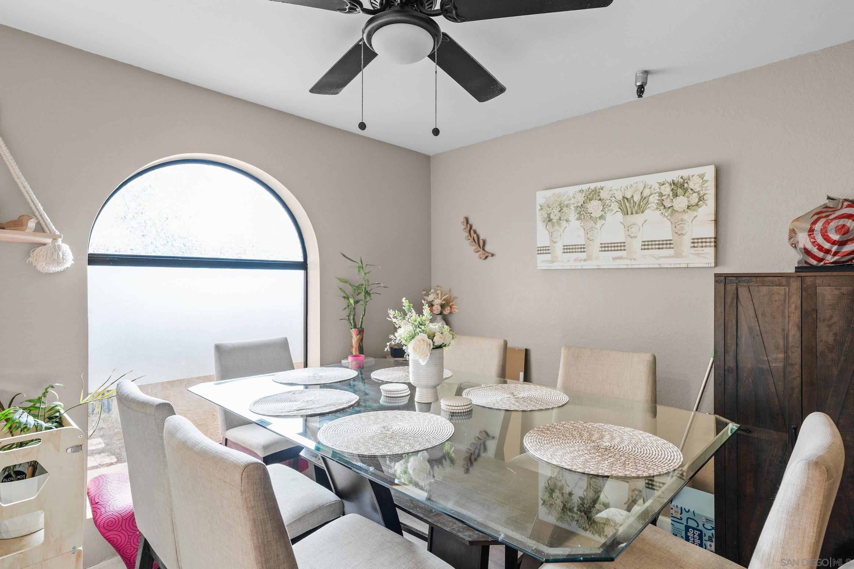 Detail Gallery Image 5 of 25 For 1164  Decker St  Unit a,  El Cajon,  CA 92019 - 2 Beds | 2 Baths