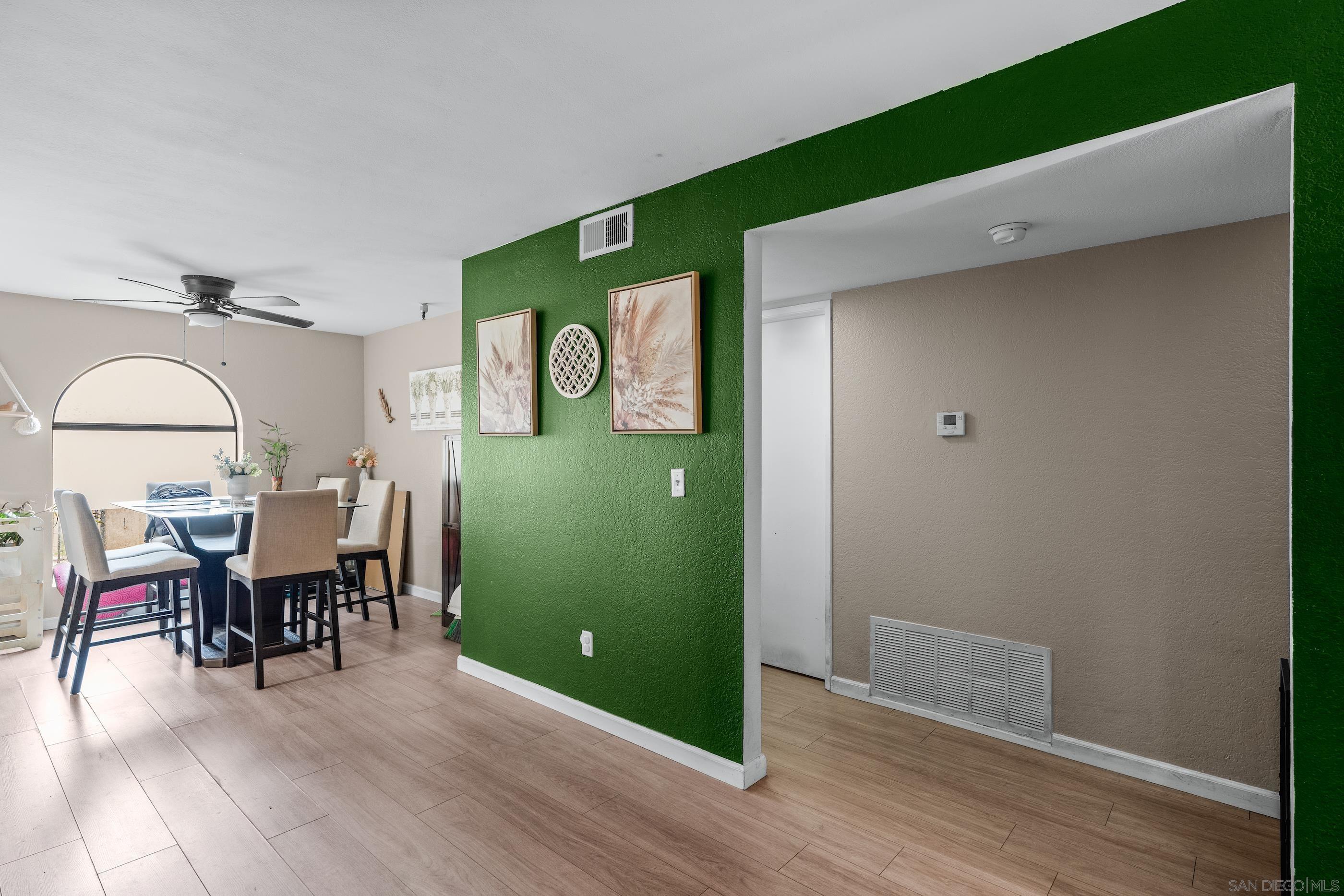 Detail Gallery Image 6 of 25 For 1164  Decker St  Unit a,  El Cajon,  CA 92019 - 2 Beds | 2 Baths