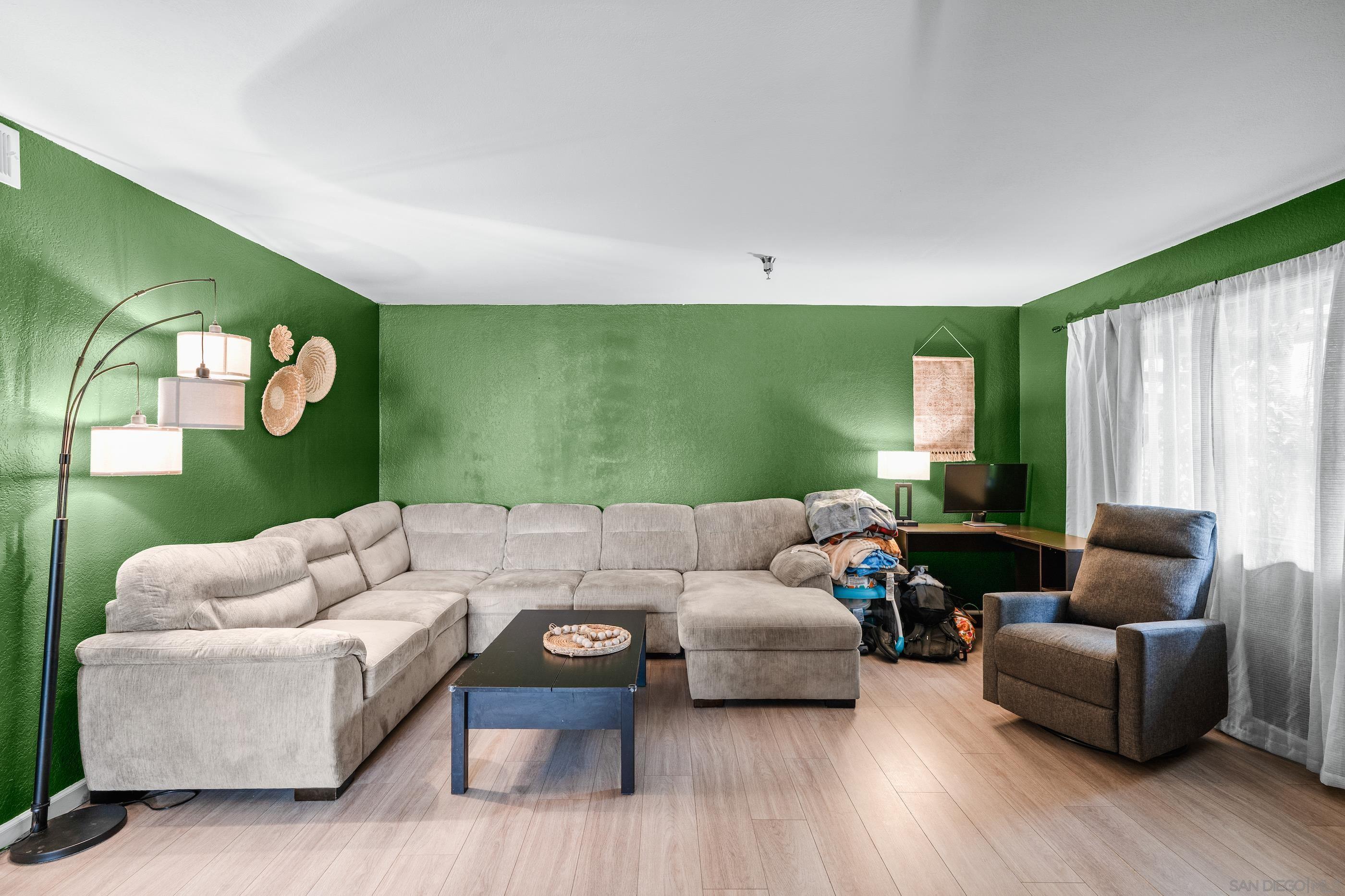 Detail Gallery Image 7 of 25 For 1164  Decker St  Unit a,  El Cajon,  CA 92019 - 2 Beds | 2 Baths