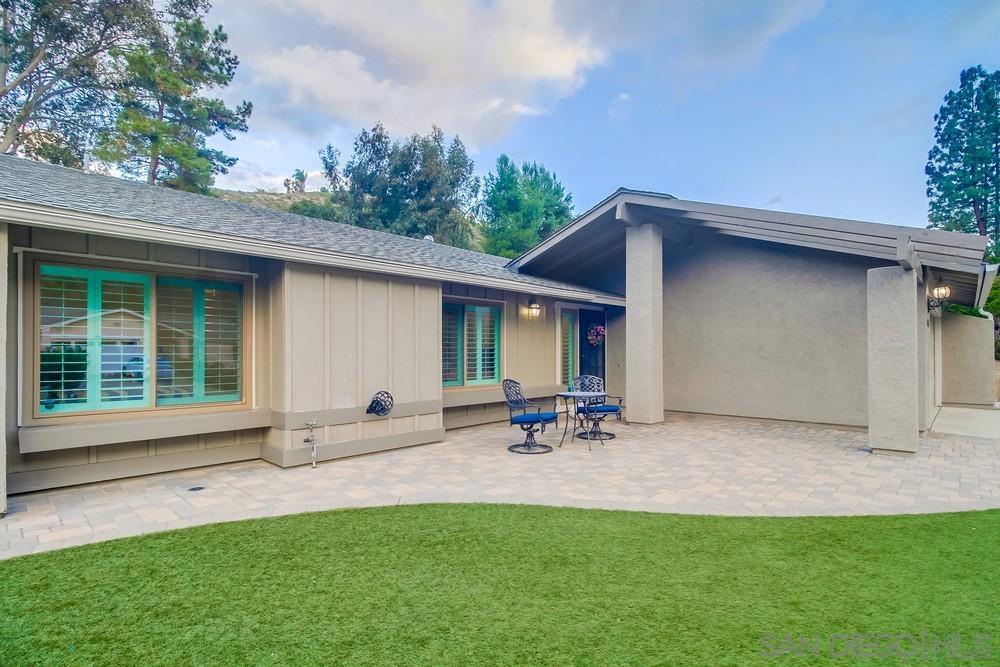 Detail Gallery Image 1 of 1 For 1461  Whitsett Drive, El Cajon,  CA 92020 - 4 Beds | 2 Baths