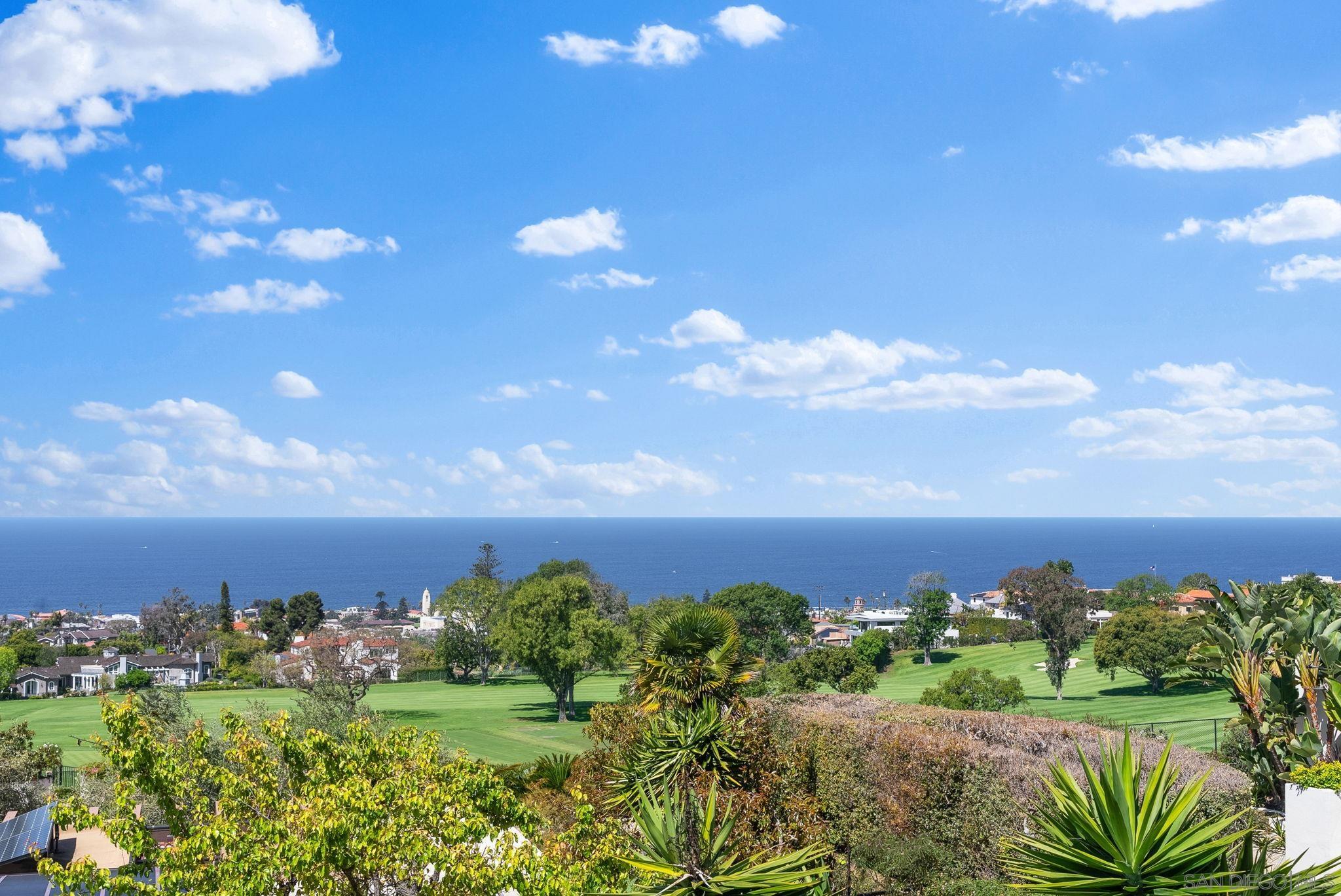 Detail Gallery Image 1 of 1 For 7328  Country Club Dr, La Jolla,  CA 92037 - 3 Beds | 3 Baths
