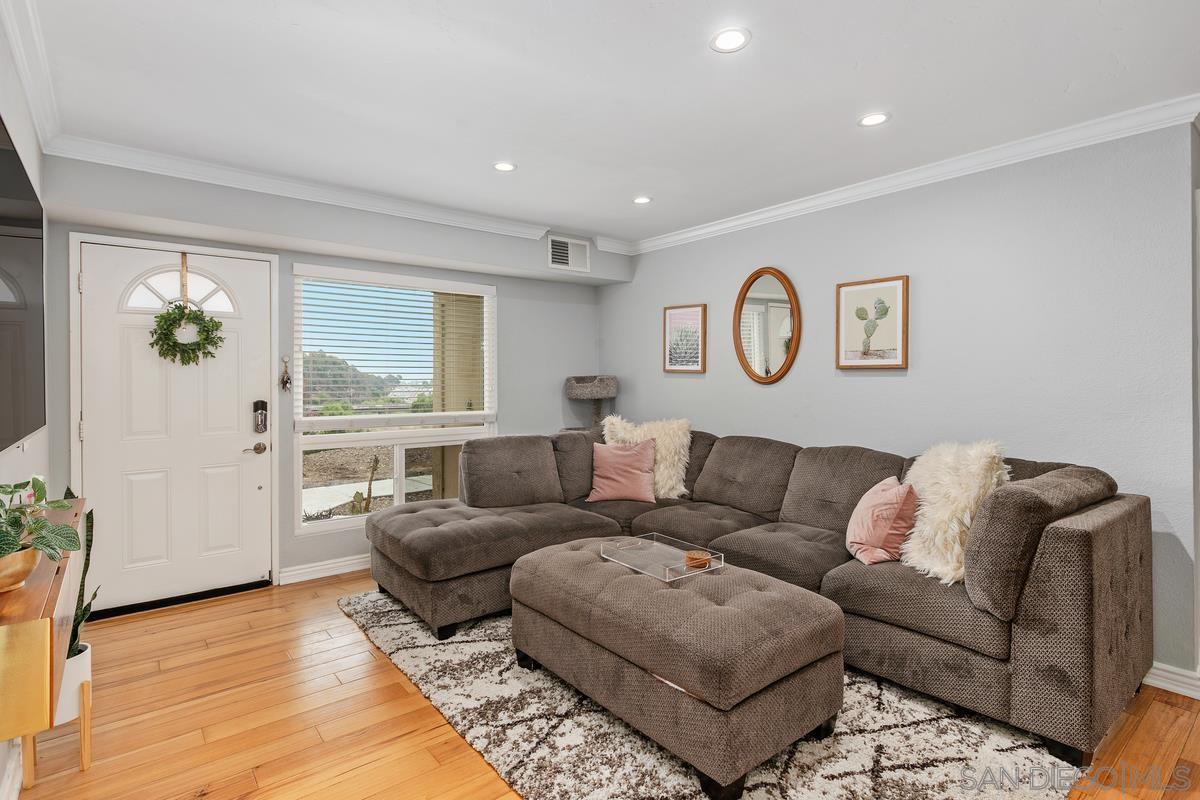 Detail Gallery Image 1 of 1 For 3655  Ash St  #2,  San Diego,  CA 92105 - 2 Beds | 2 Baths