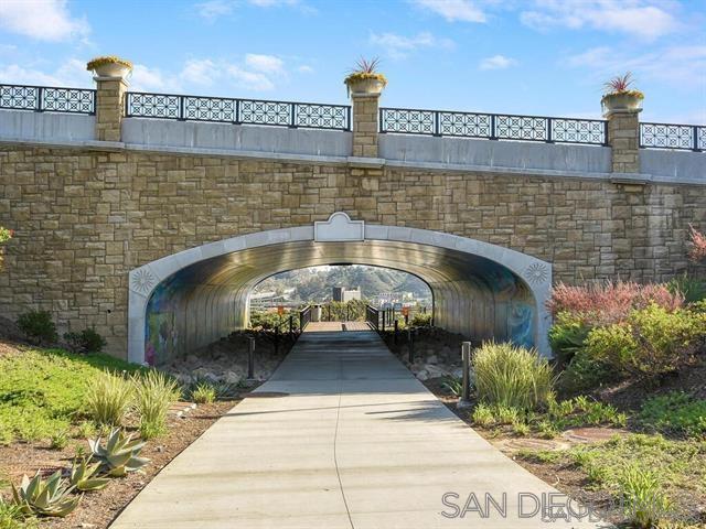 Detail Gallery Image 51 of 52 For 8334  Ridge Ct, San Diego,  CA 92108 - 4 Beds | 3/1 Baths