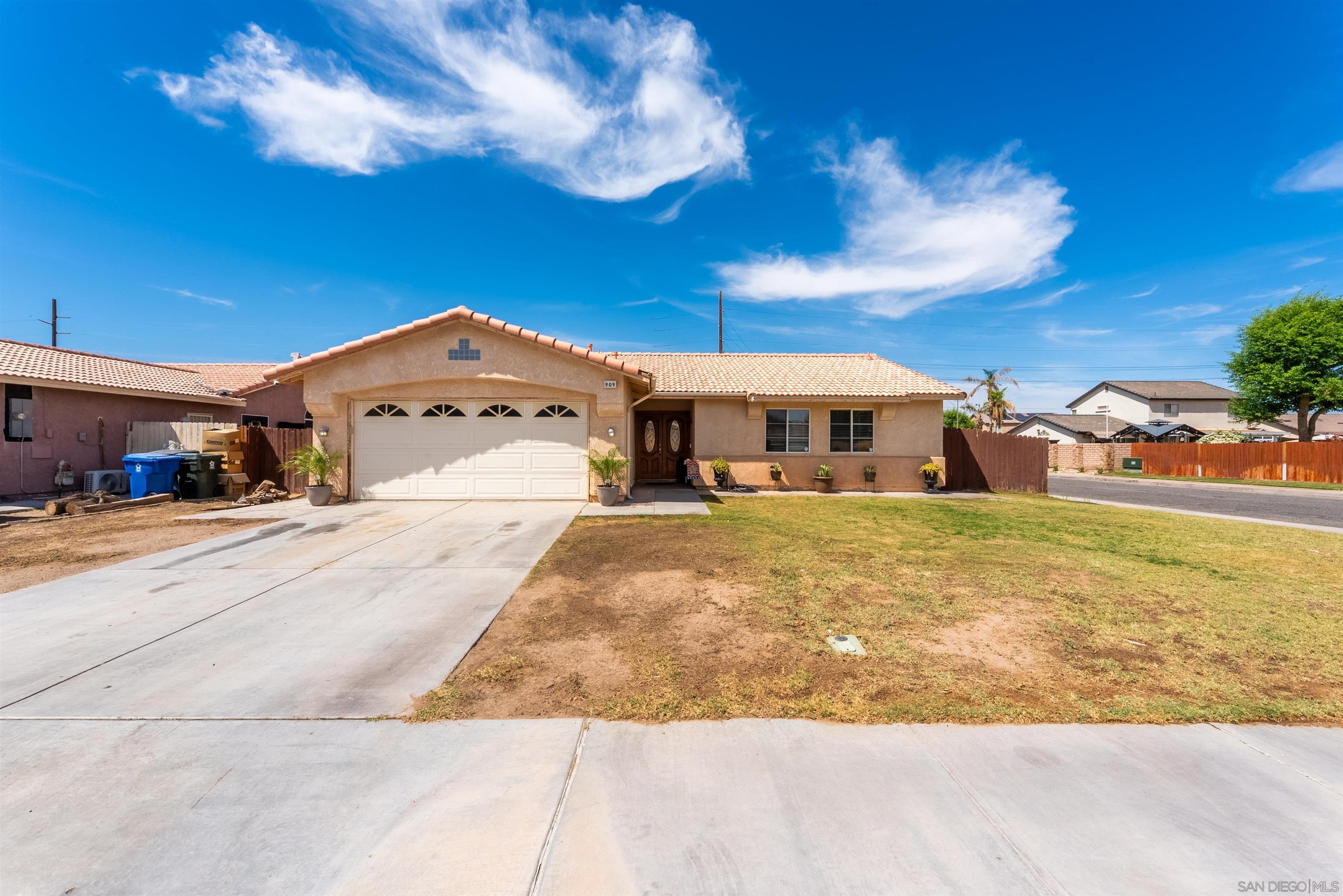 Detail Gallery Image 1 of 1 For 909  Jennifer St, –,  CA 92227 - 3 Beds | 2 Baths