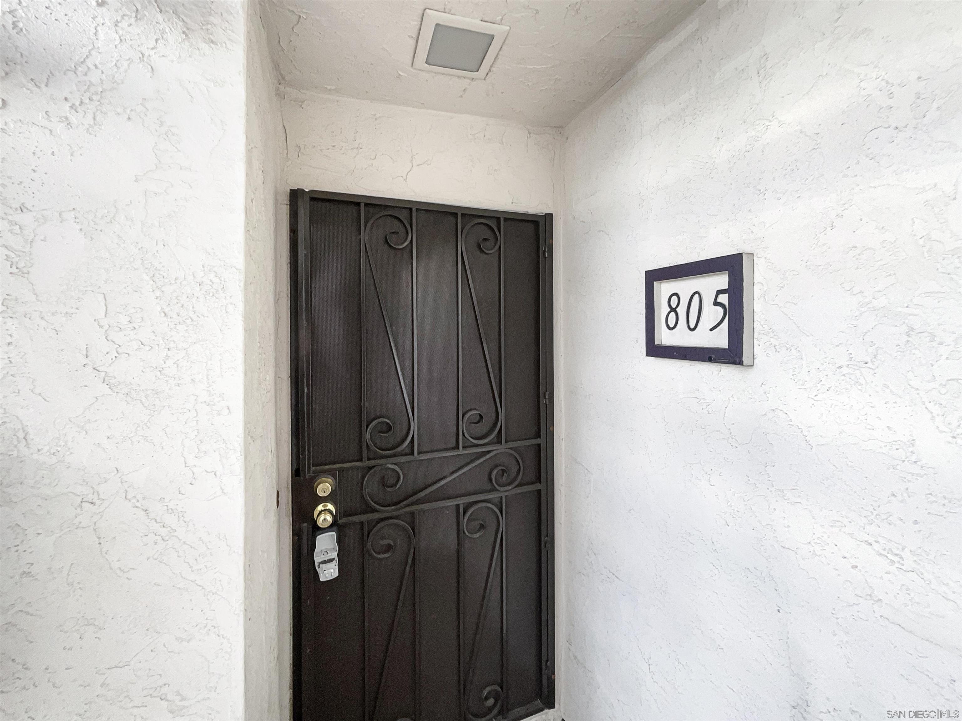 Detail Gallery Image 6 of 21 For 450 W Vermont Ave  #805,  Escondido,  CA 92025 - 1 Beds | 1 Baths