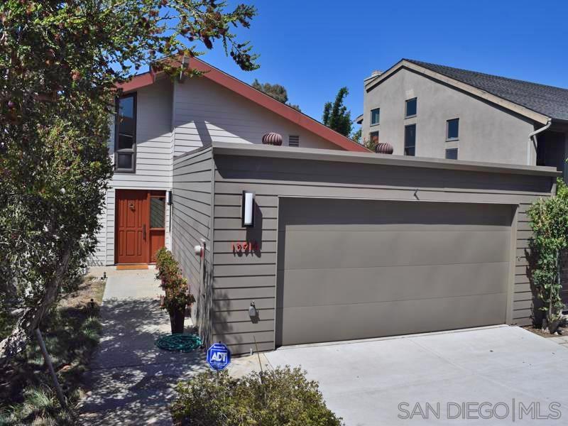Detail Gallery Image 1 of 1 For 13914  Boquita Dr., Del Mar,  CA 92014 - 3 Beds | 2 Baths