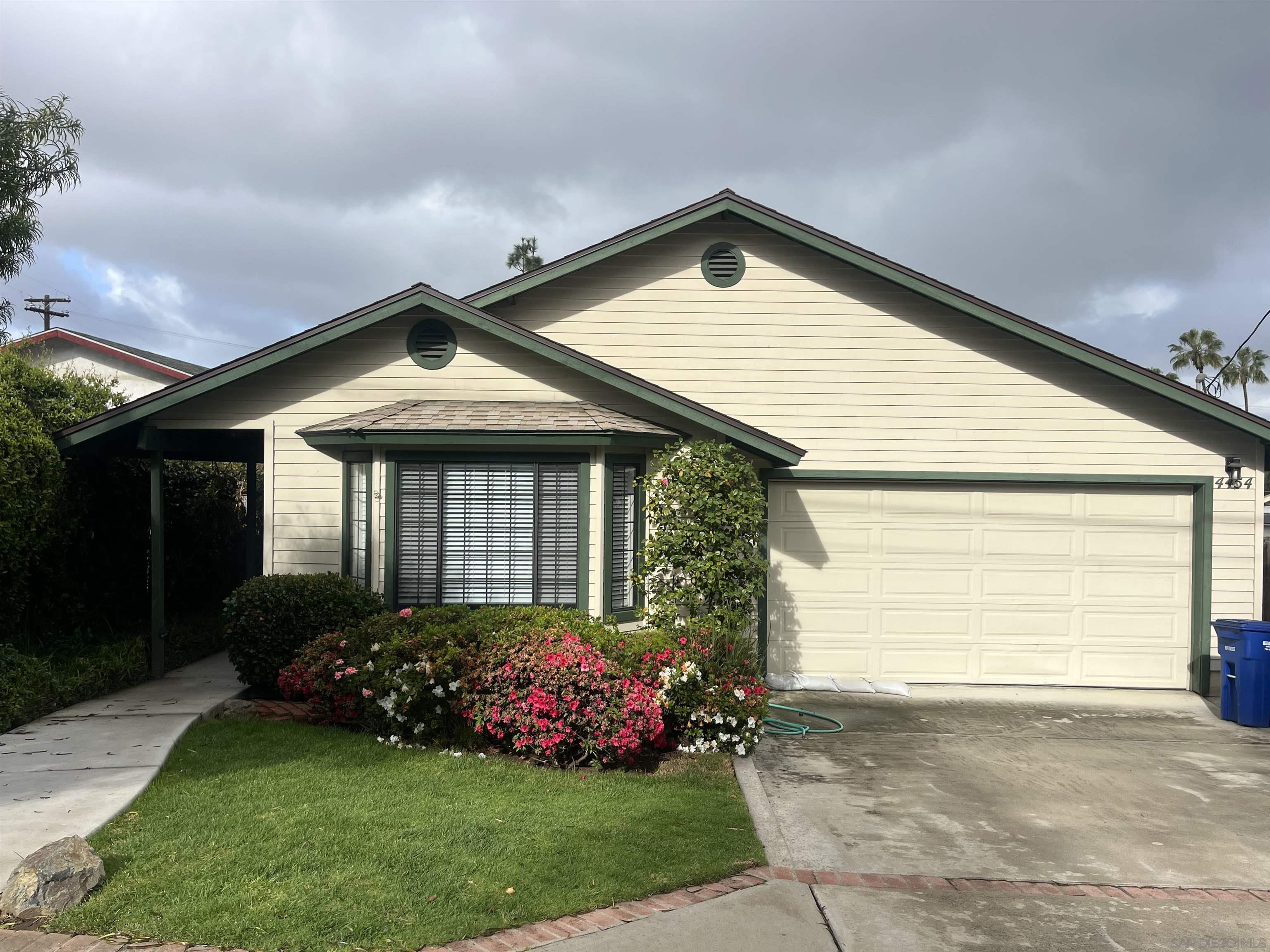 Detail Gallery Image 1 of 1 For 4454  Upland St, La Mesa,  CA 91941 - 3 Beds | 2 Baths