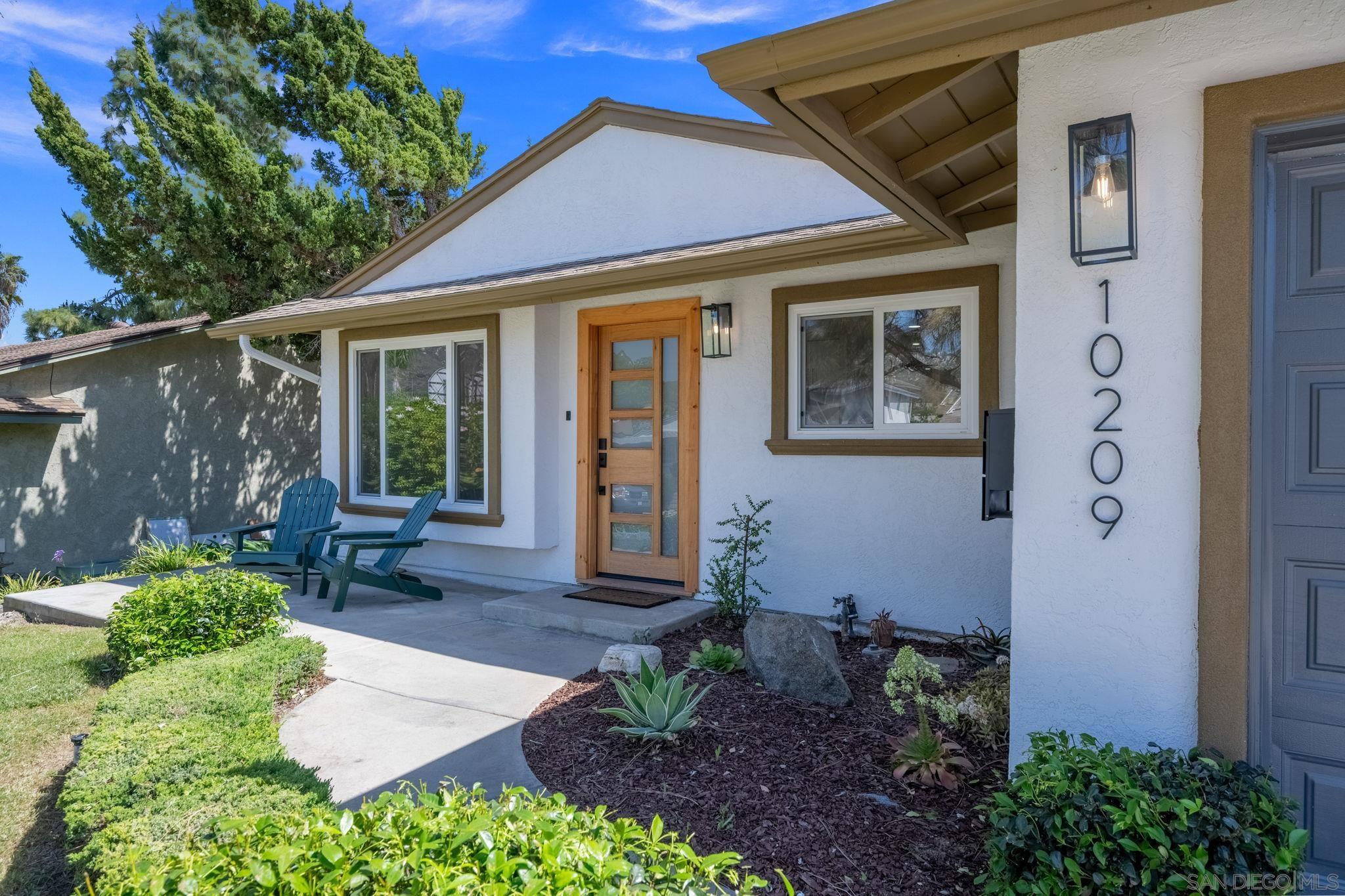 Front Image Thumbnail for SD250025323