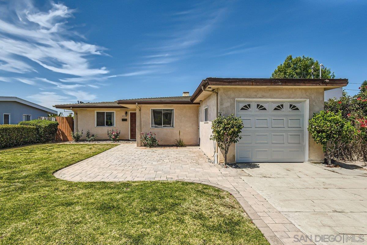 Detail Gallery Image 1 of 1 For 2736  Burgener Boulevard, San Diego,  CA 92110 - 3 Beds | 2 Baths