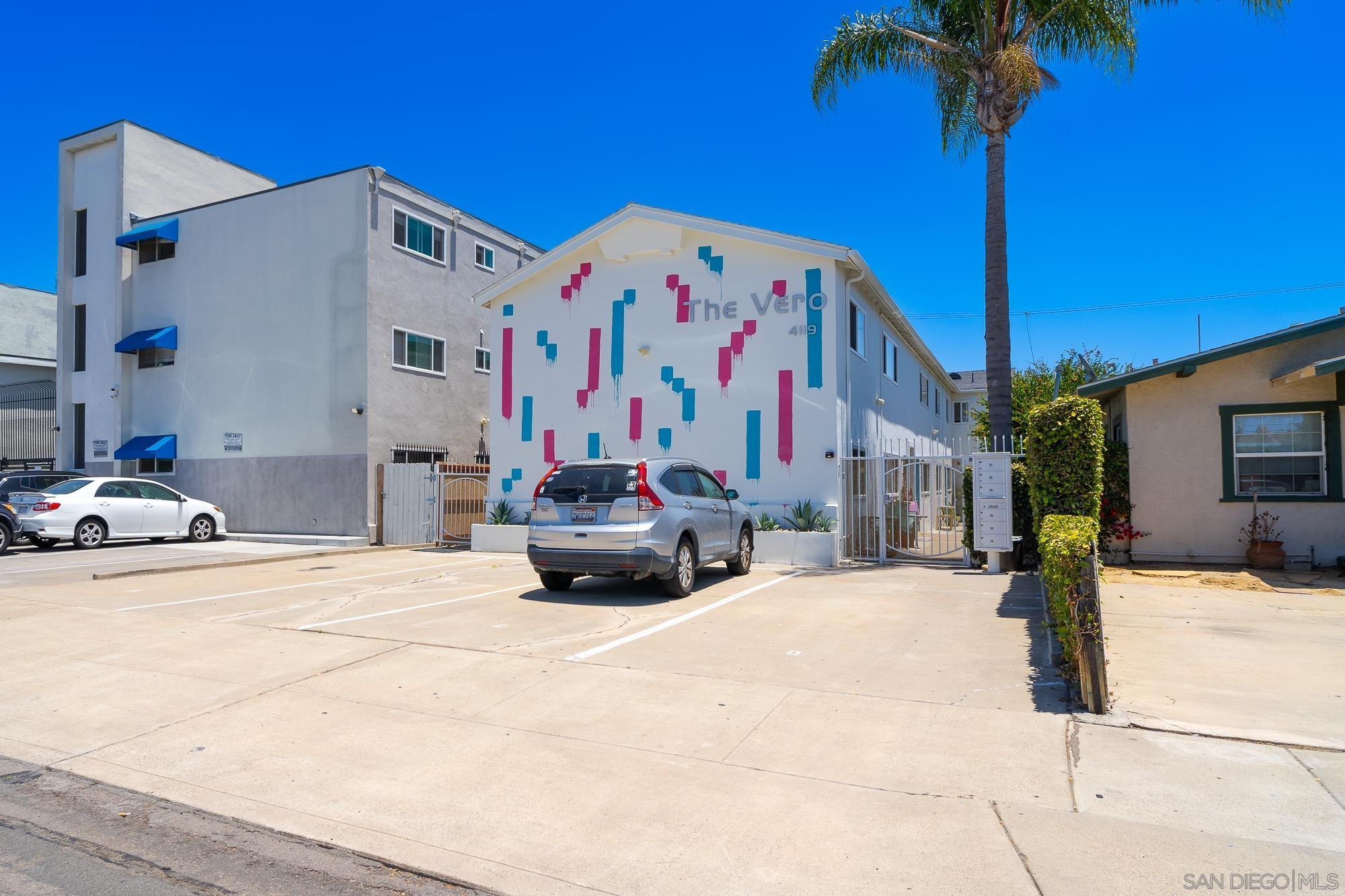 Detail Gallery Image 4 of 16 For 4119-23  Kansas Street, San Diego,  CA 92104 - – Beds | – Baths