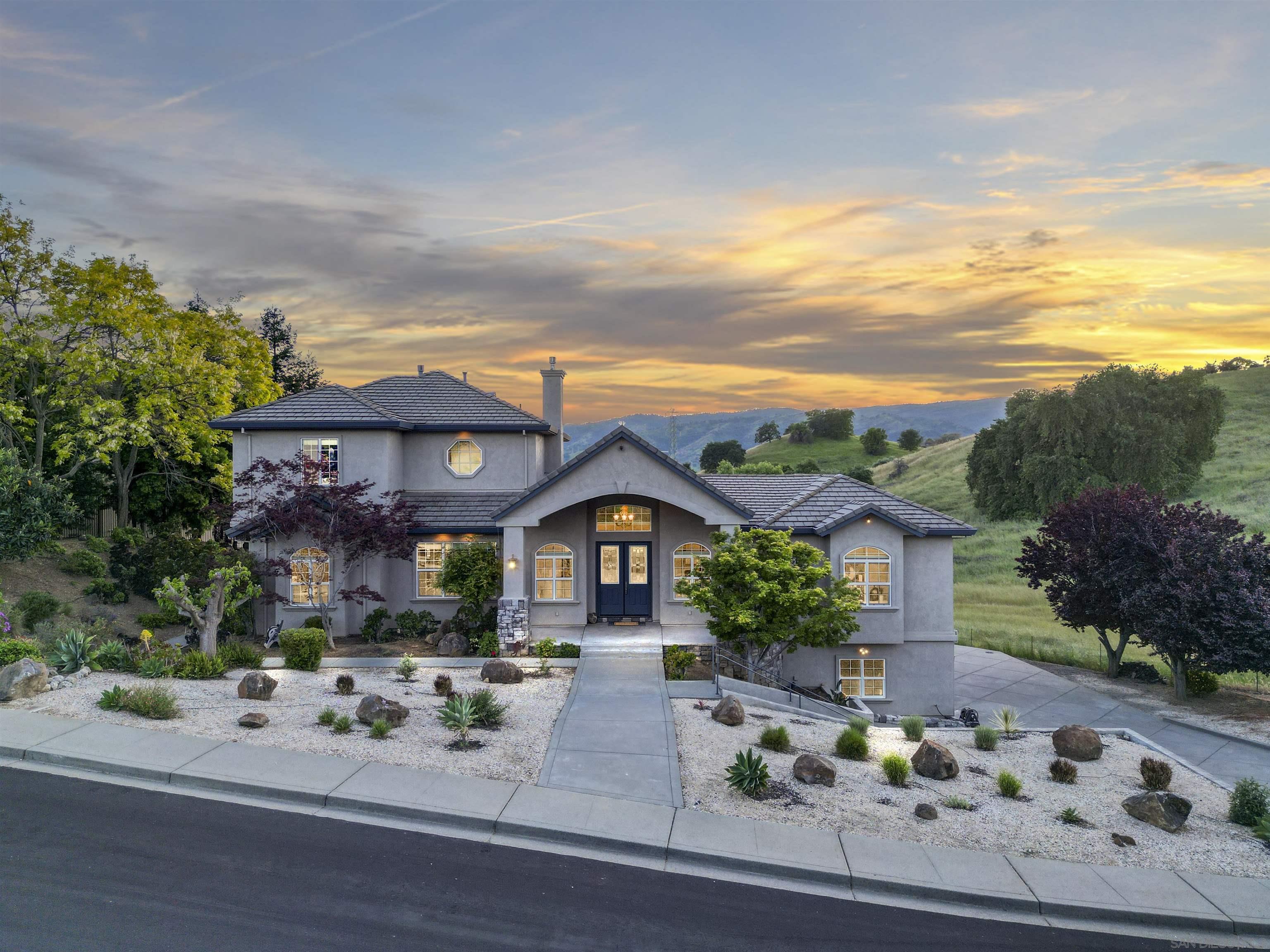 Detail Gallery Image 1 of 1 For 6170  N Vine St, Vacaville,  CA 95688 - 4 Beds | 3/1 Baths