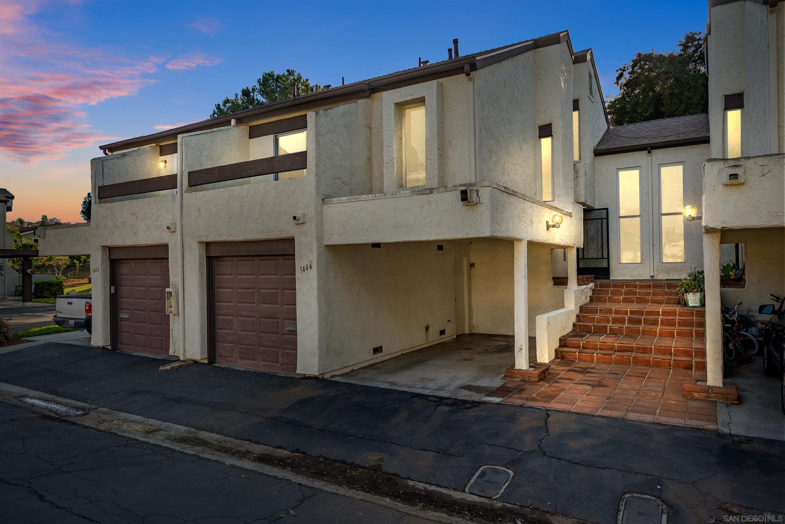 Detail Gallery Image 1 of 1 For 1444  Falcon Lane, El Cajon,  CA 92020 - 2 Beds | 2 Baths