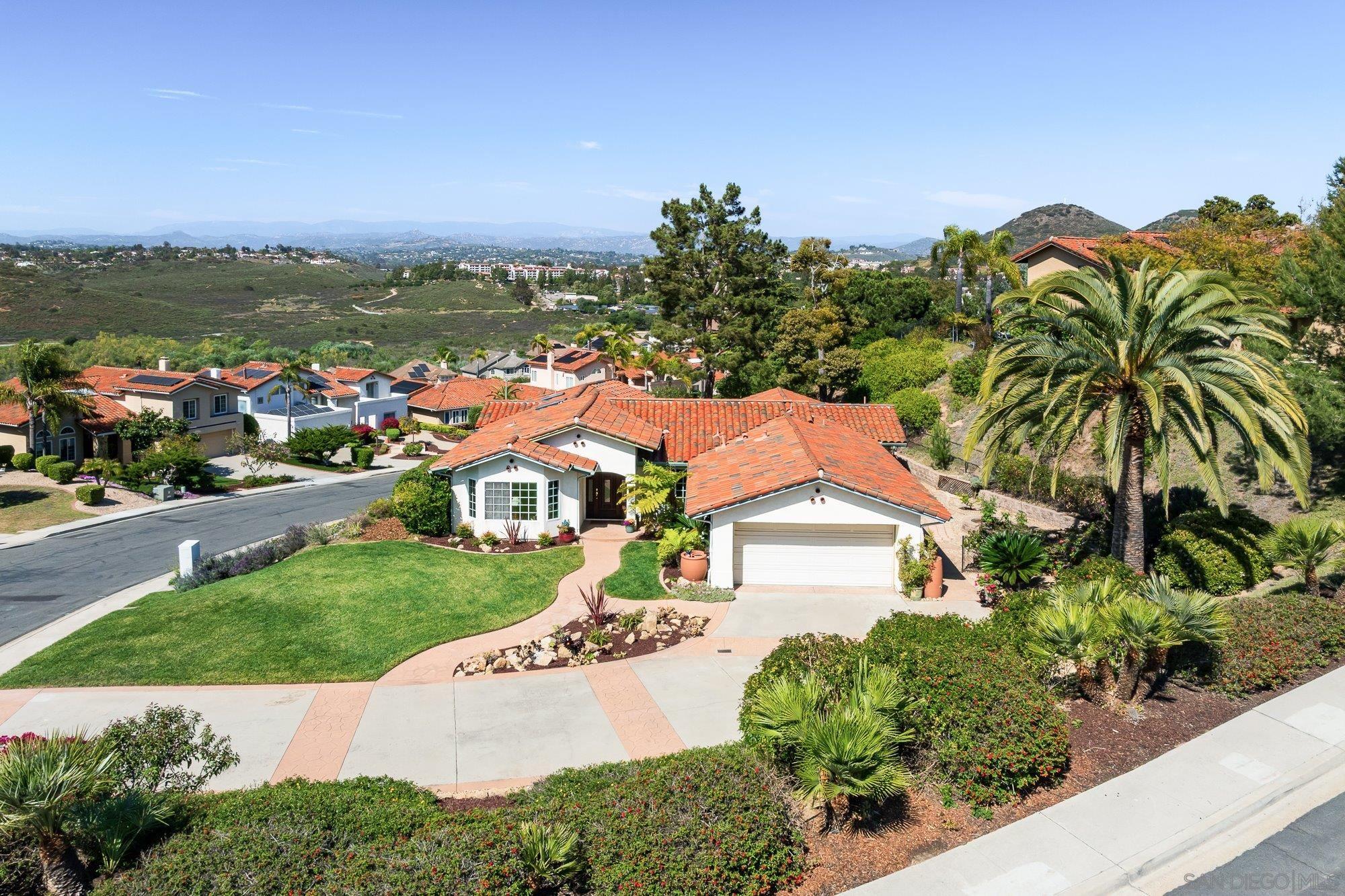 Detail Gallery Image 1 of 1 For 17837  Creciente Way, San Diego,  CA 92127 - 4 Beds | 2 Baths