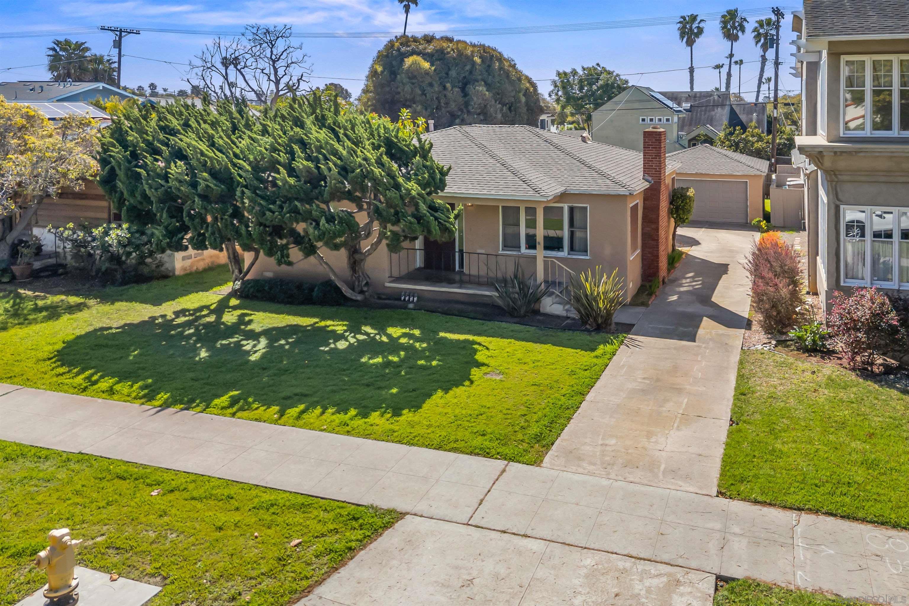 Detail Gallery Image 1 of 1 For 1437  Law St, San Diego,  CA 92109 - 3 Beds | 1 Baths