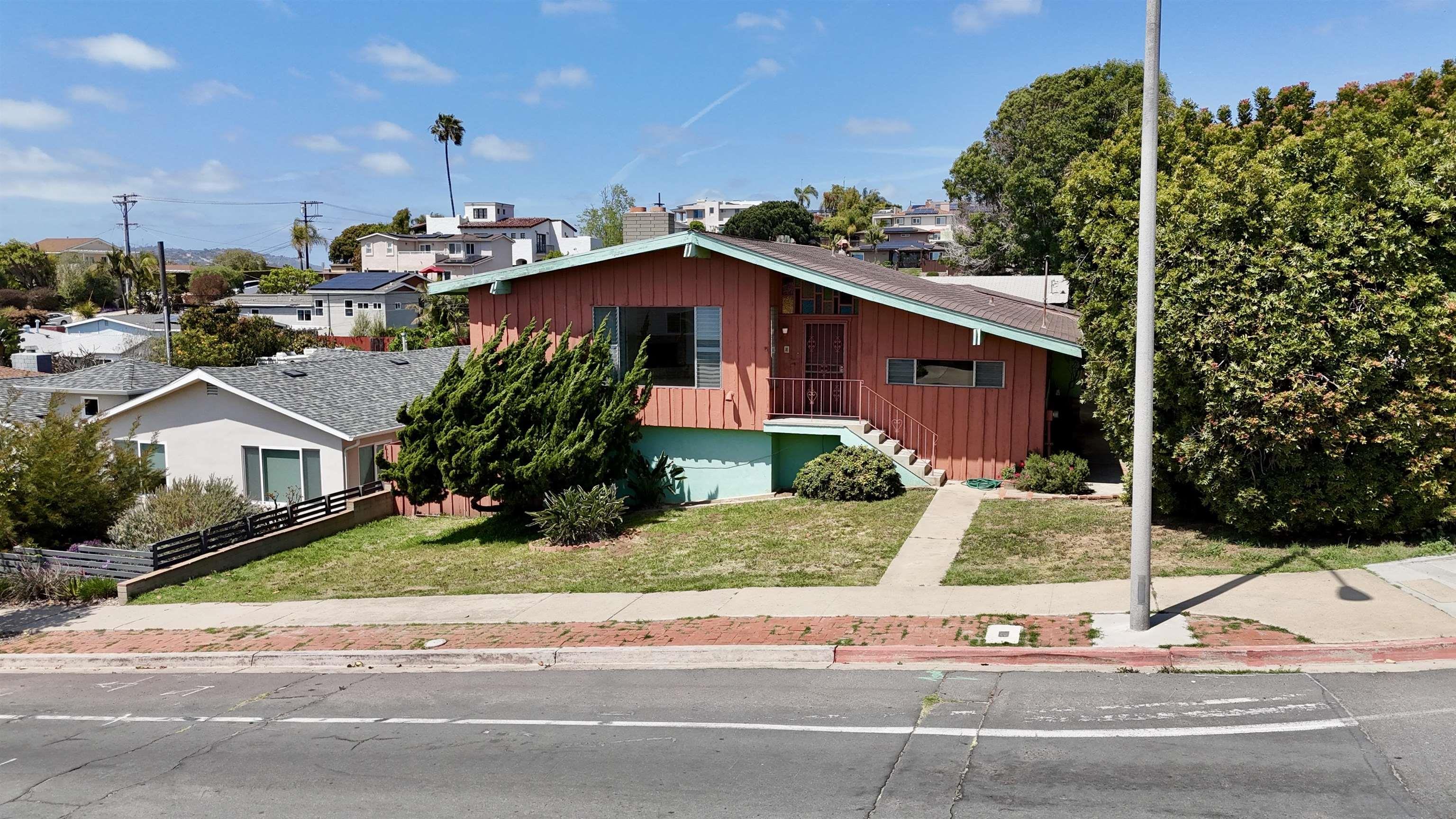 Detail Gallery Image 1 of 1 For 4542  Milton St, San Diego,  CA 92110 - 3 Beds | 2 Baths