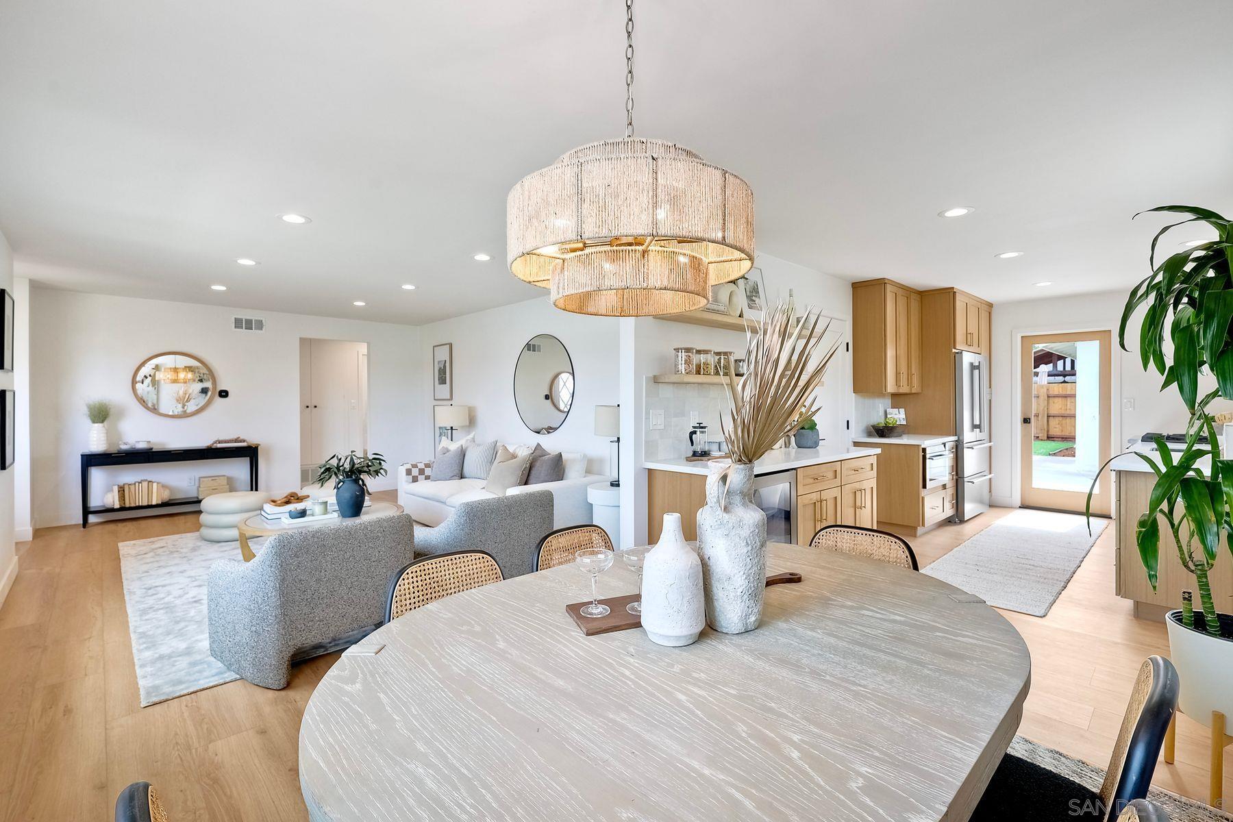 Detail Gallery Image 1 of 1 For 5043  Mount Durban Dr, San Diego,  CA 92117 - 3 Beds | 2 Baths