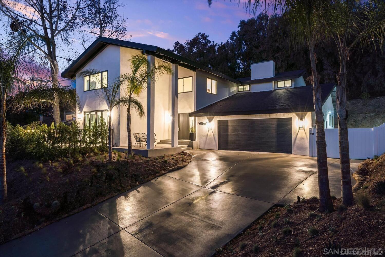 Detail Gallery Image 1 of 1 For 6967  Paseo Laredo, La Jolla,  CA 92037 - 4 Beds | 3/1 Baths