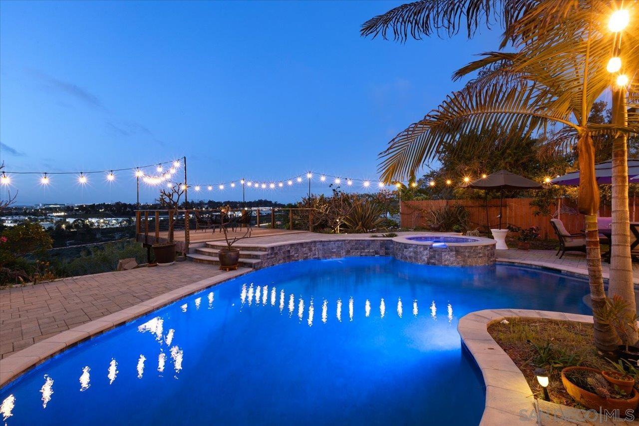 Detail Gallery Image 1 of 1 For 3746  Kelton Dr, Oceanside,  CA 92056 - 4 Beds | 2/1 Baths