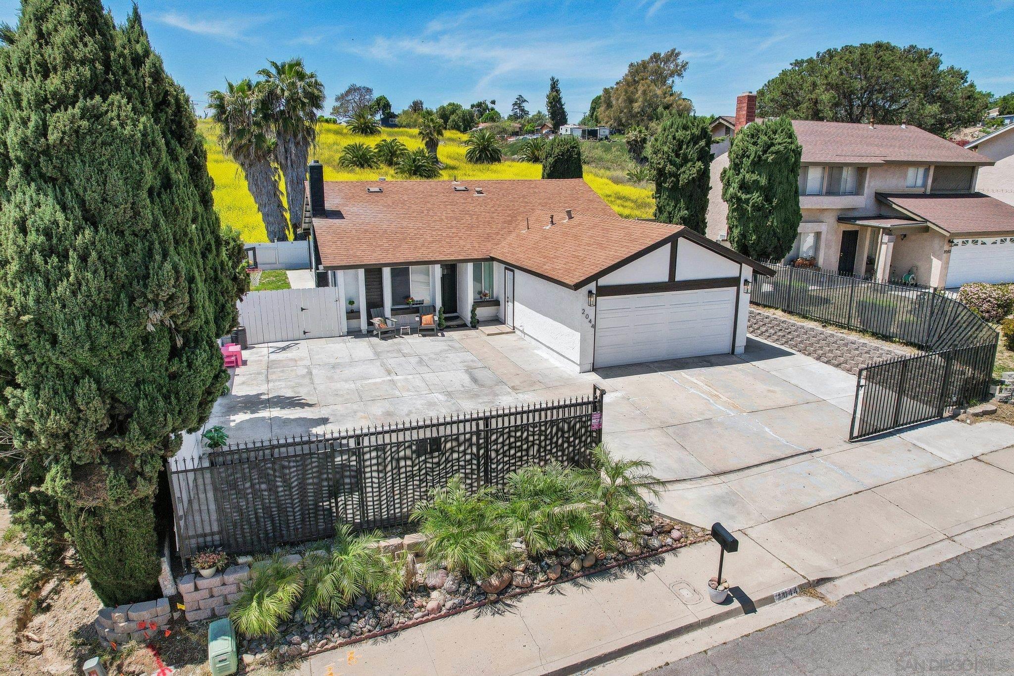 Detail Gallery Image 1 of 1 For 2044  Siegle Dr, Lemon Grove,  CA 91945 - 4 Beds | 2 Baths