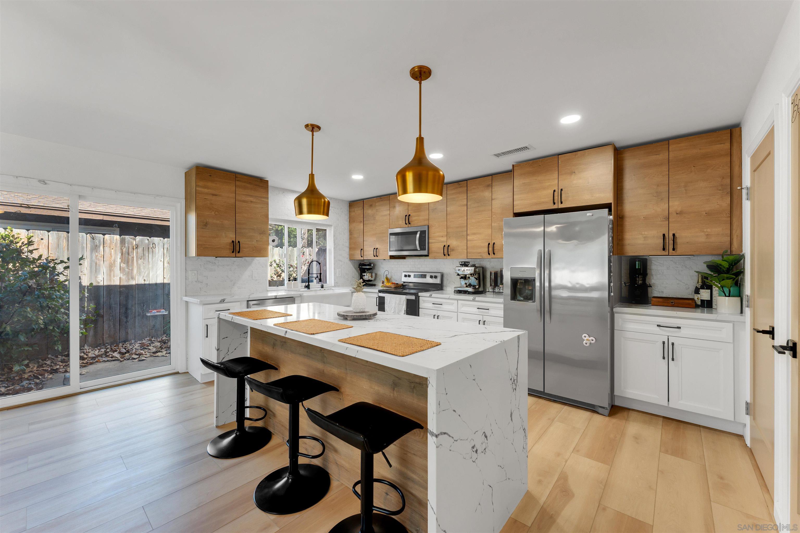 Detail Gallery Image 1 of 1 For 1622  Summertime Dr, El Cajon,  CA 92021 - 3 Beds | 1 Baths