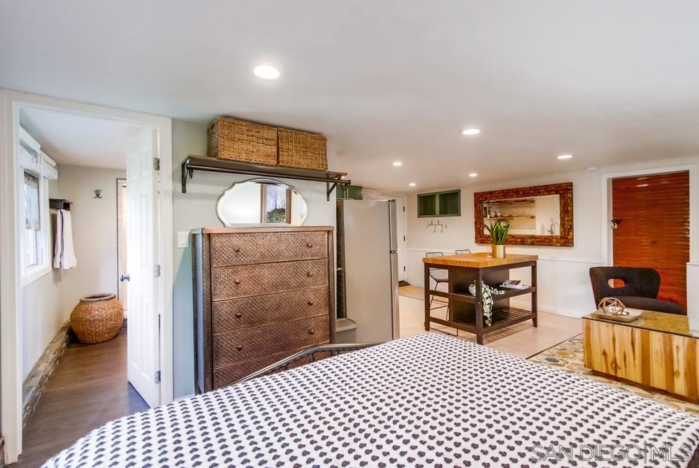 Detail Gallery Image 8 of 17 For 5438  Gilbert Dr  C, San Diego,  CA 92115 - 0 Beds | 1 Baths