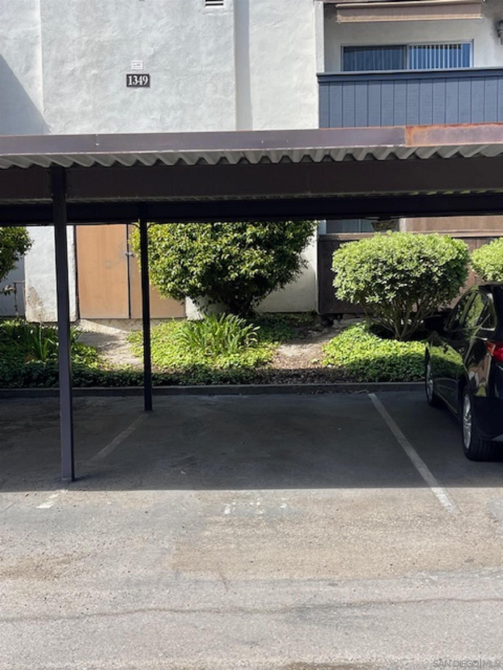 Detail Gallery Image 14 of 18 For 1317  Caminito Gabaldon  #B,  San Diego,  CA 92108 - 2 Beds | 2 Baths