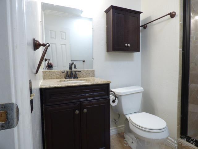 Detail Gallery Image 9 of 18 For 1317  Caminito Gabaldon  #B,  San Diego,  CA 92108 - 2 Beds | 2 Baths