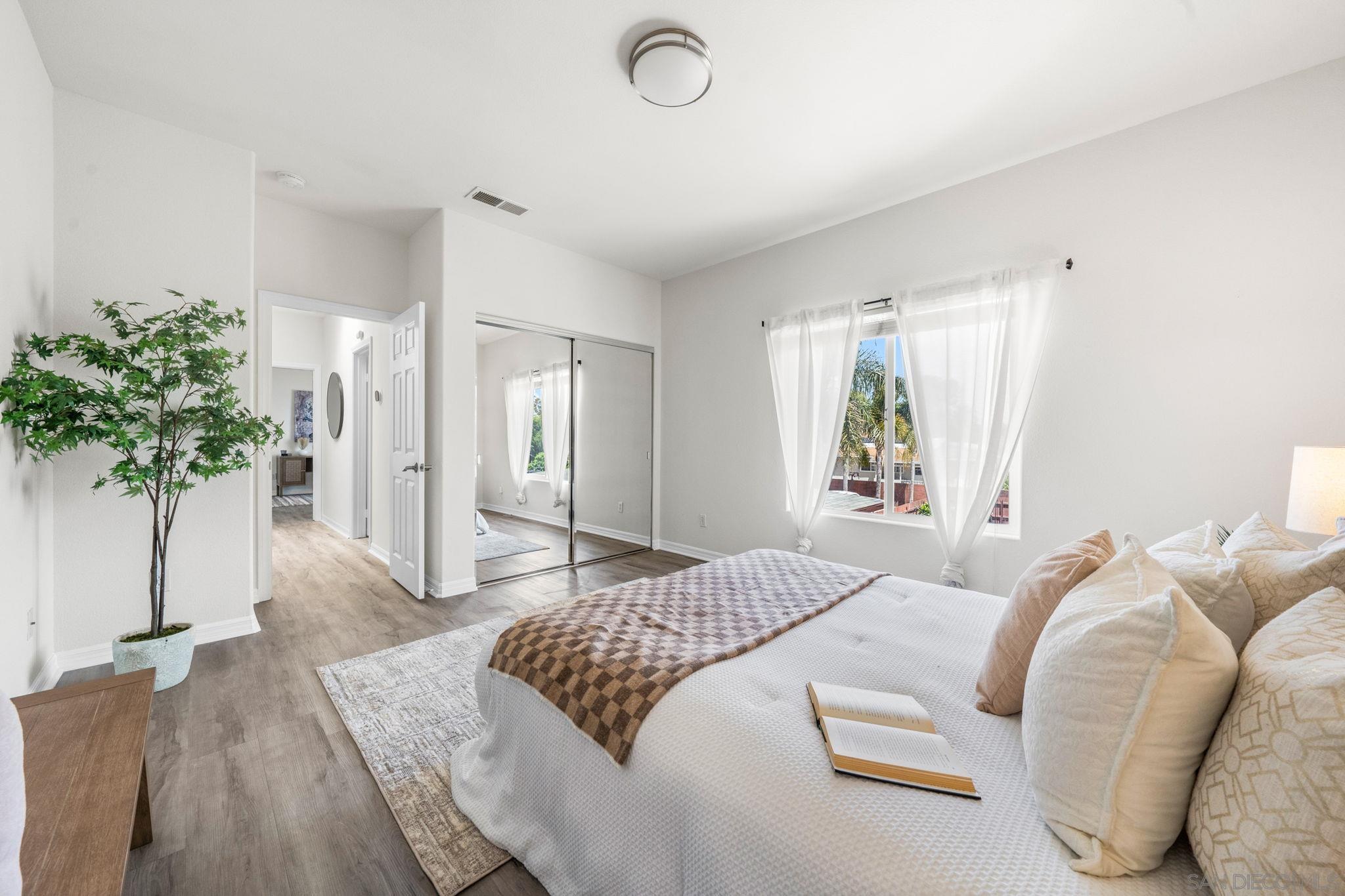 Detail Gallery Image 16 of 25 For 1450  Holly Ave, Imperial Beach,  CA 91932 - 4 Beds | 3 Baths