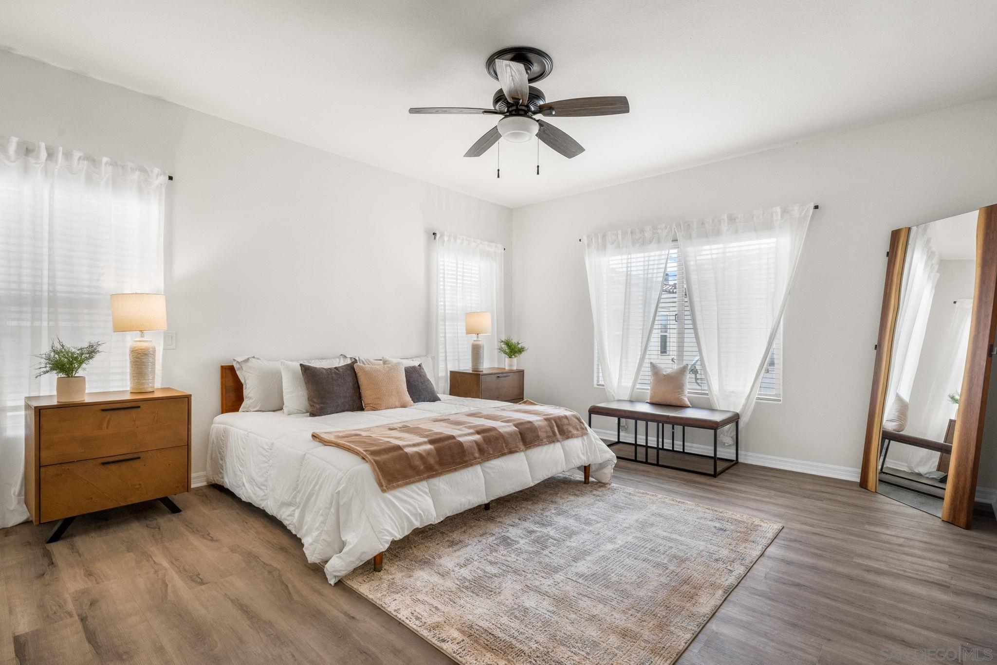 Detail Gallery Image 17 of 25 For 1450  Holly Ave, Imperial Beach,  CA 91932 - 4 Beds | 3 Baths