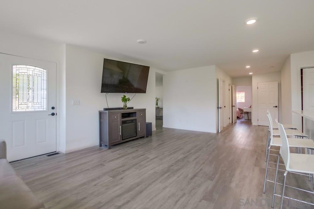 Detail Gallery Image 7 of 40 For 12970  Highway 8 Business  #55,  El Cajon,  CA 92021 - 4 Beds | 2 Baths