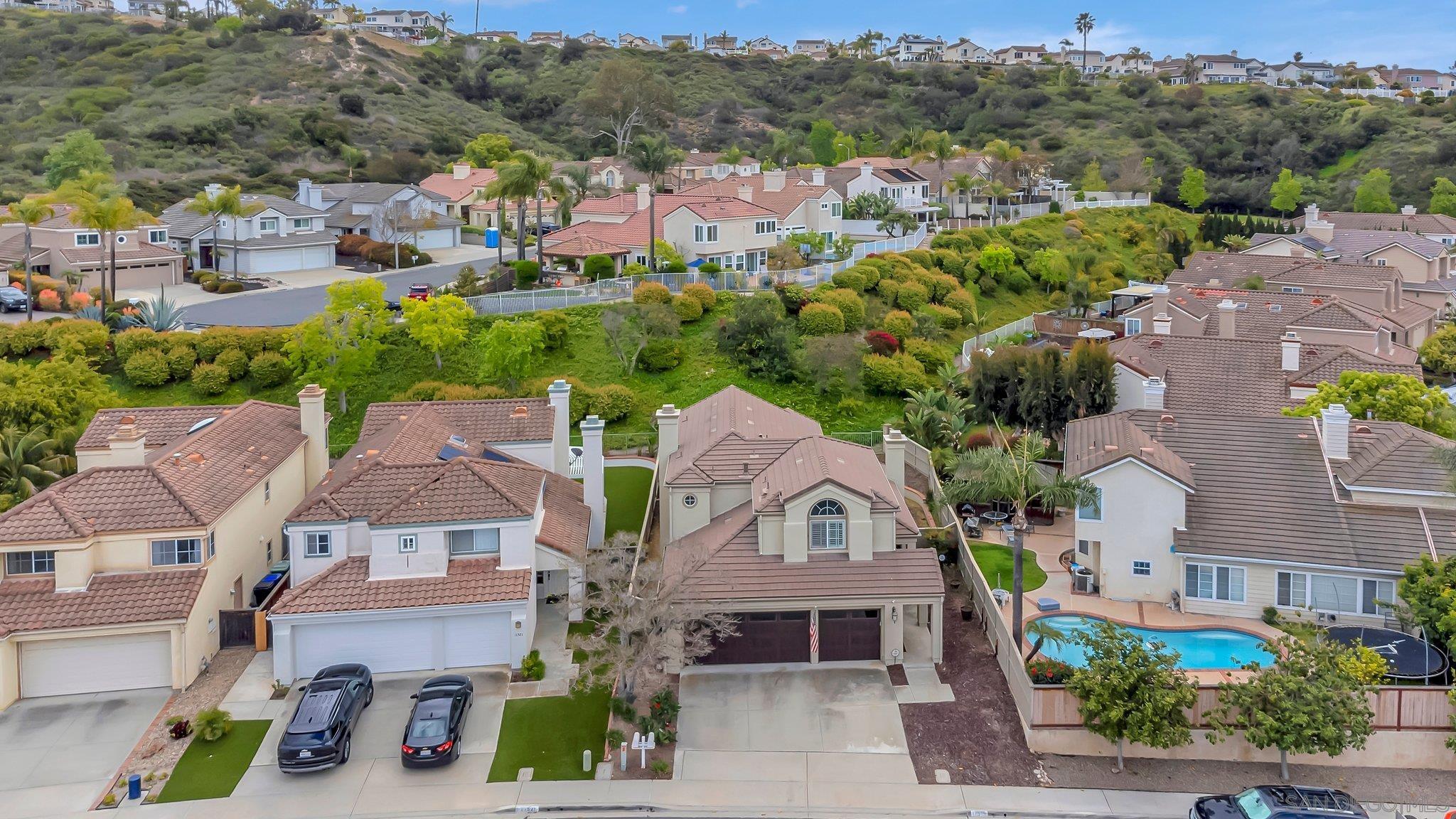 Detail Gallery Image 1 of 1 For 11515  Corte Playa Las Brisas, San Diego,  CA 92124 - 4 Beds | 3 Baths