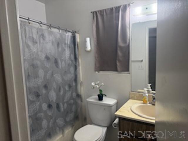 Detail Gallery Image 20 of 29 For 4666  Home, San Diego,  CA 92105 - – Beds | – Baths