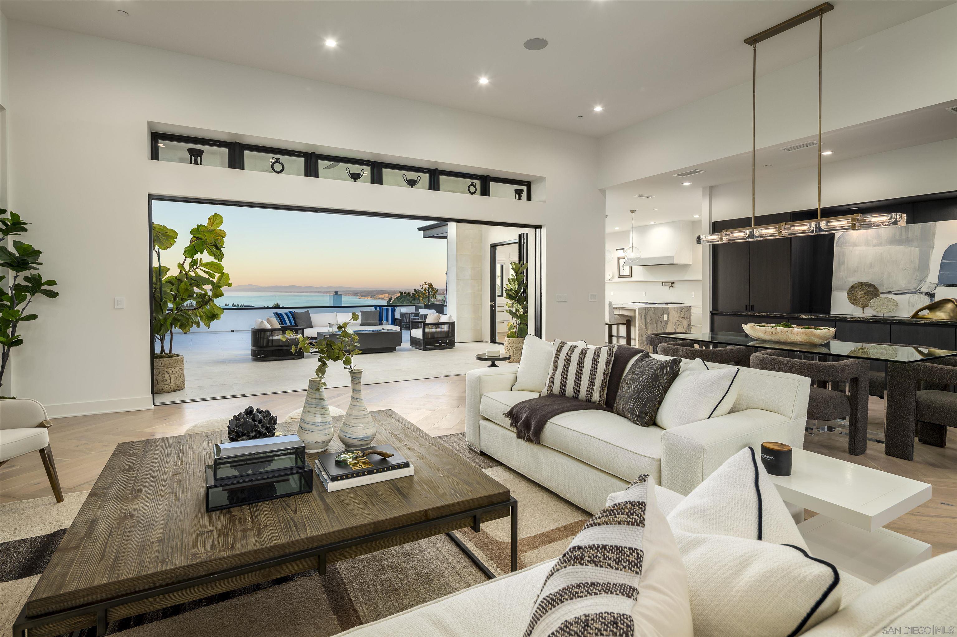 Front Image Thumbnail for SD250026199