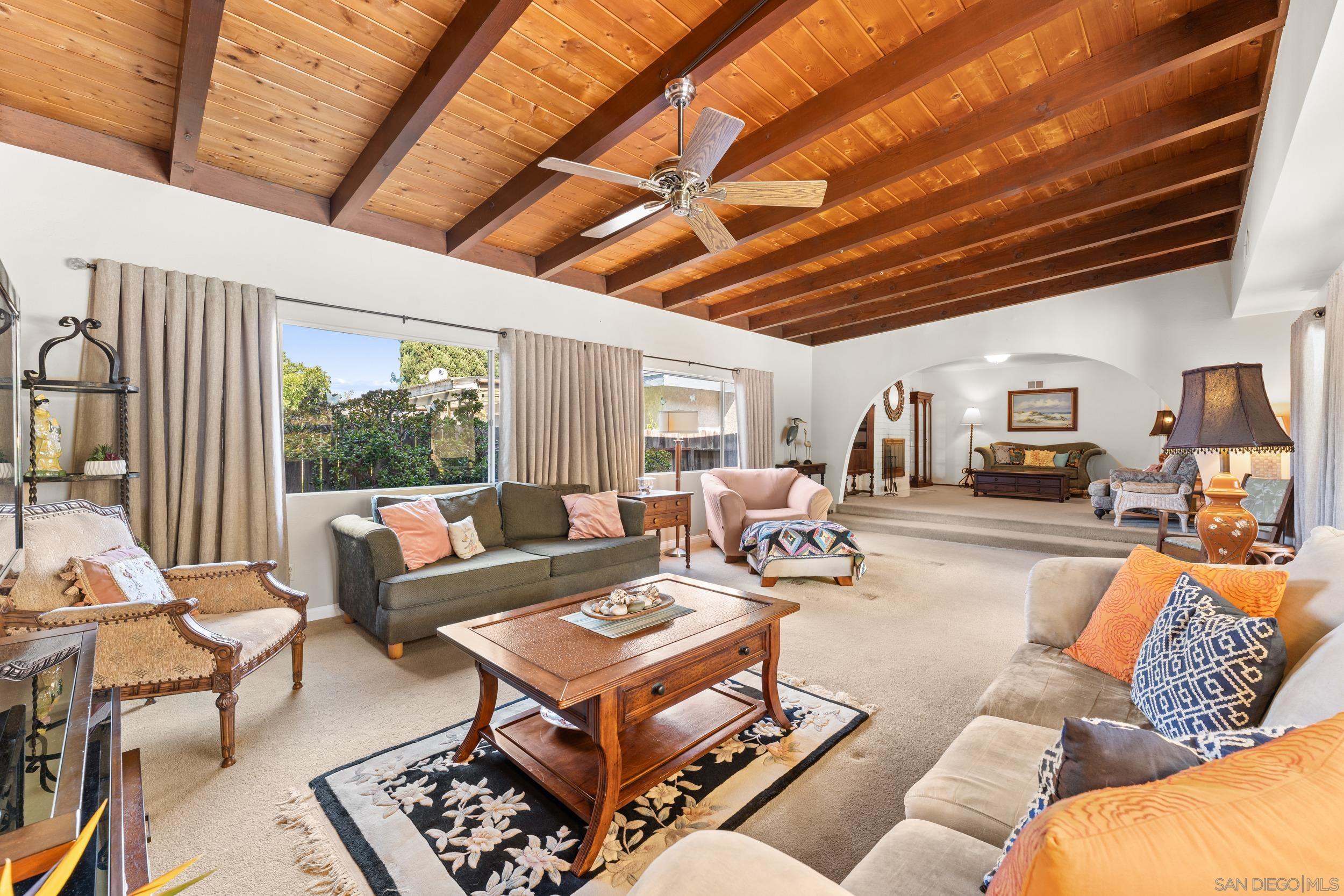 Front Image Thumbnail for SD250026214